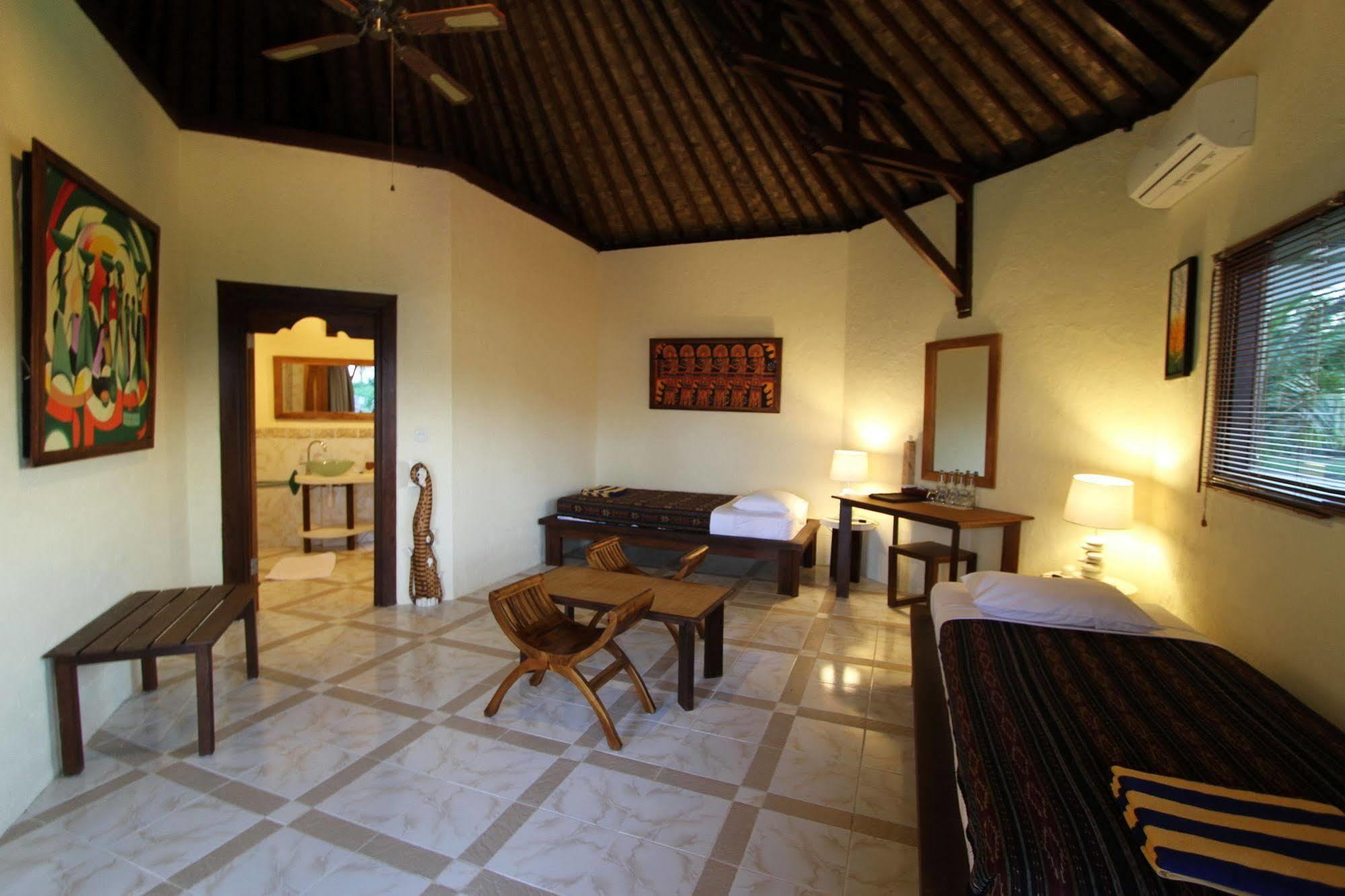 Uyah Amed (Bali)