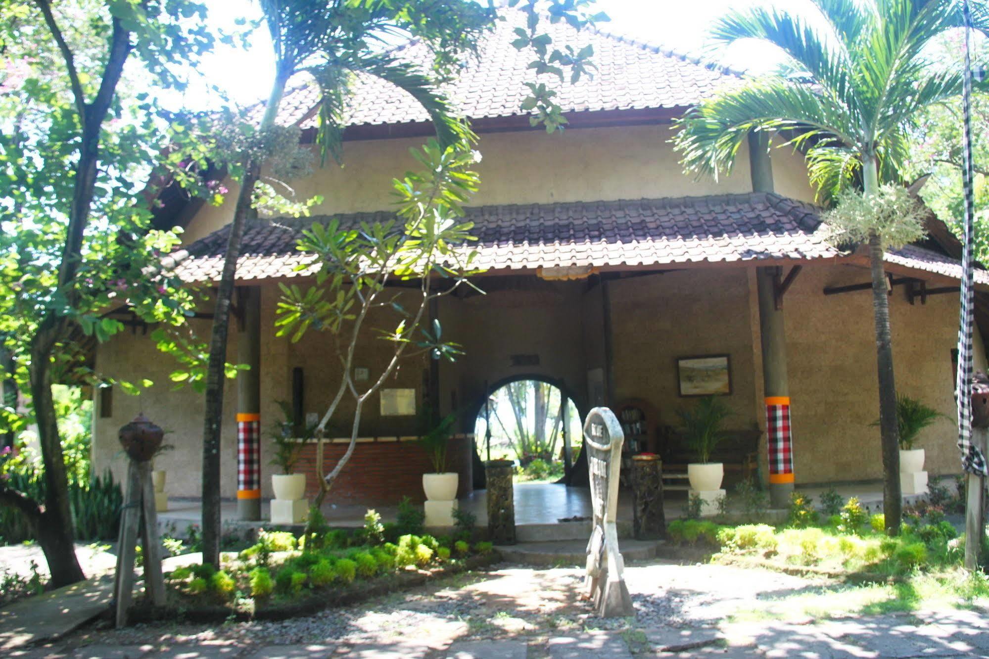 Uyah Holiday park 3*