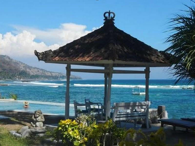 Amarta Beach 3* Candi Dasa (Bali)