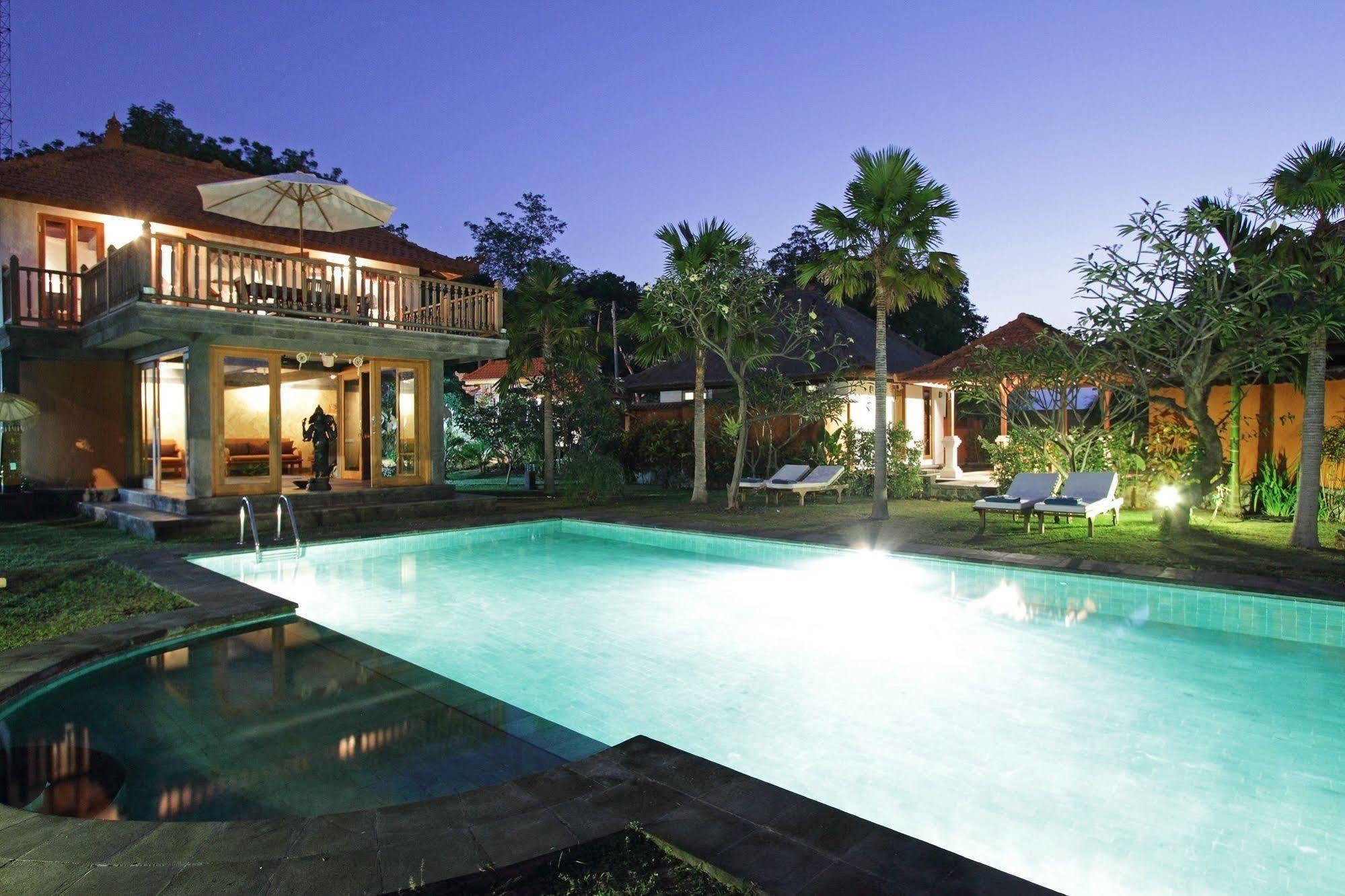 Ganesha Coral Reef Villas