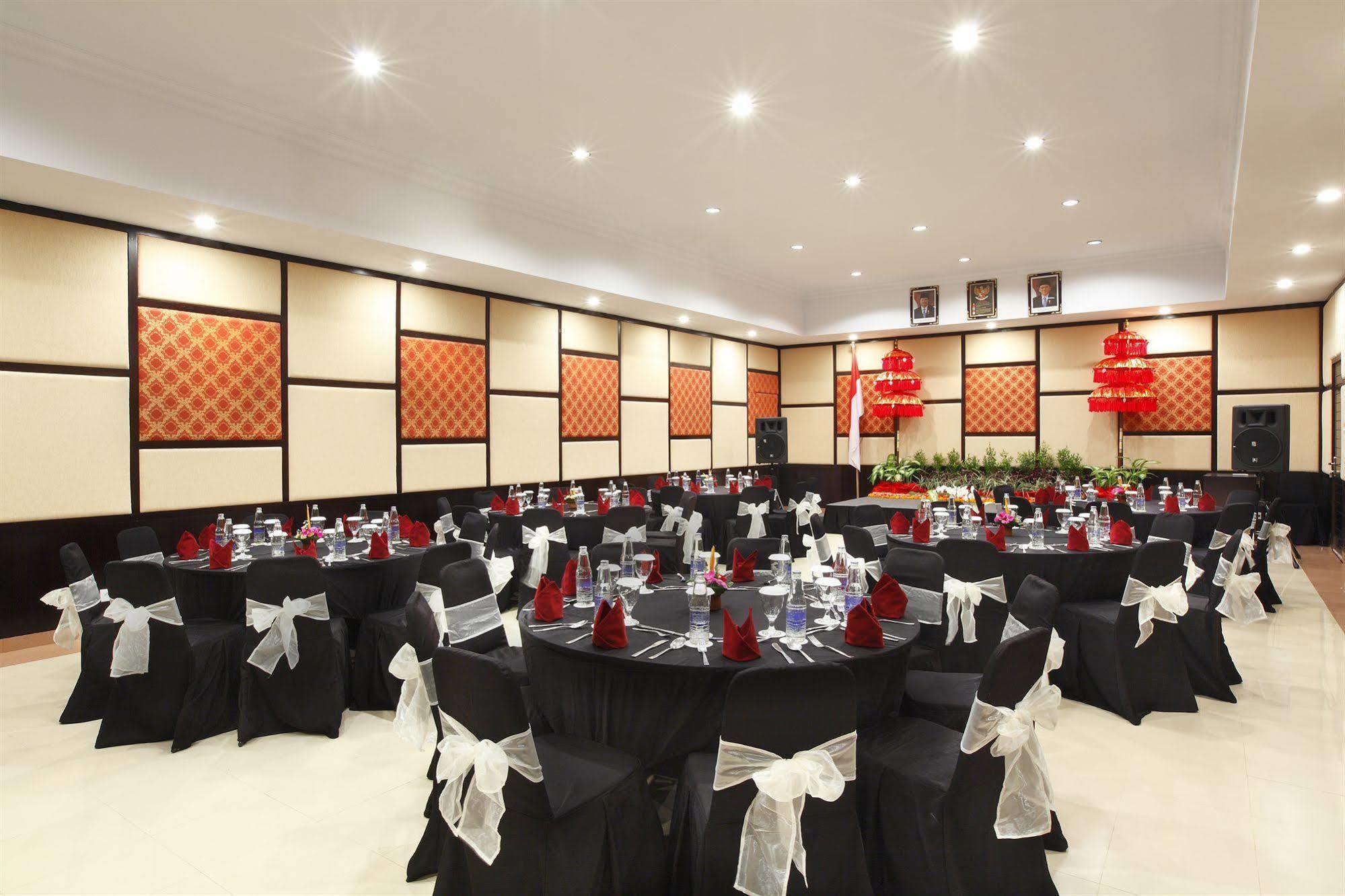 Adhi Jaya 4*