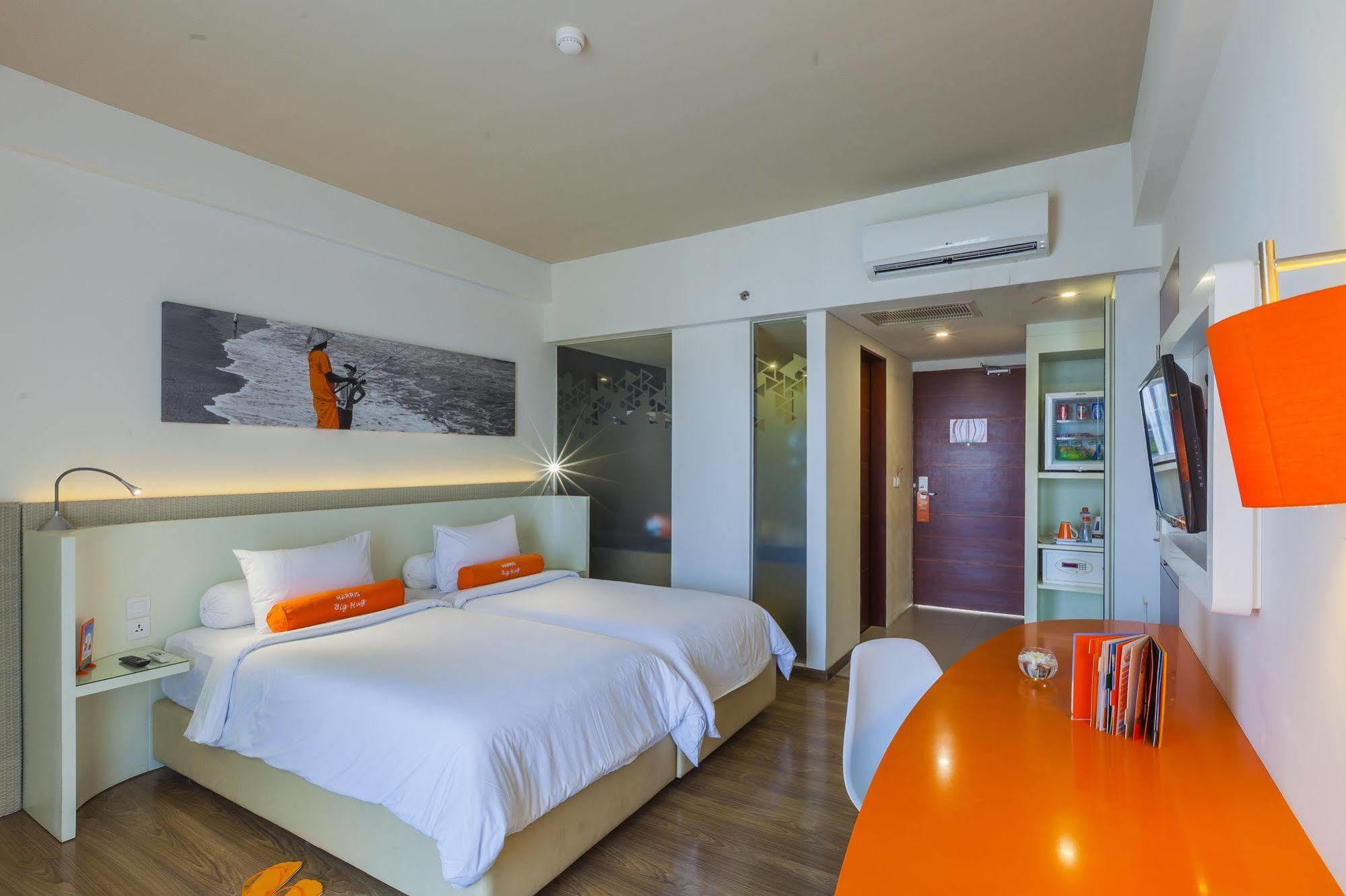 Harris Hotel