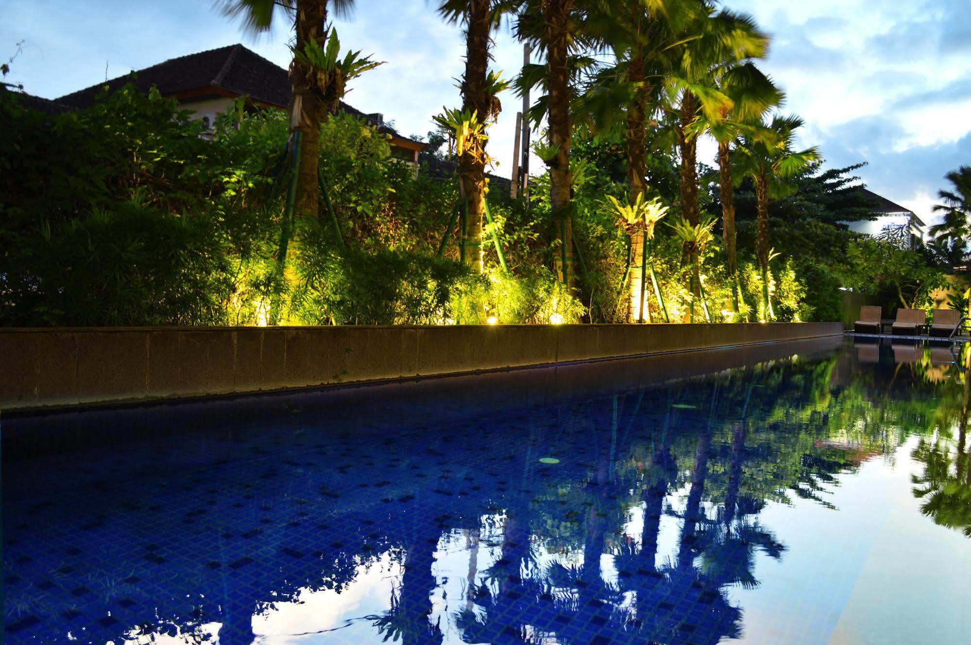 Harris Hotel 4*