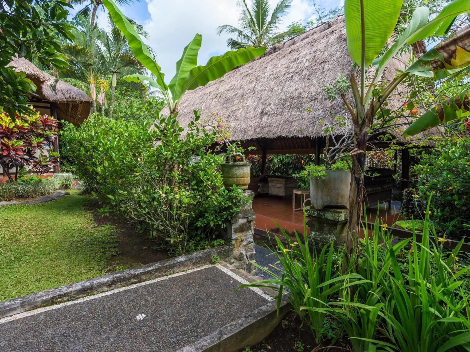 Villa Awang Awang *