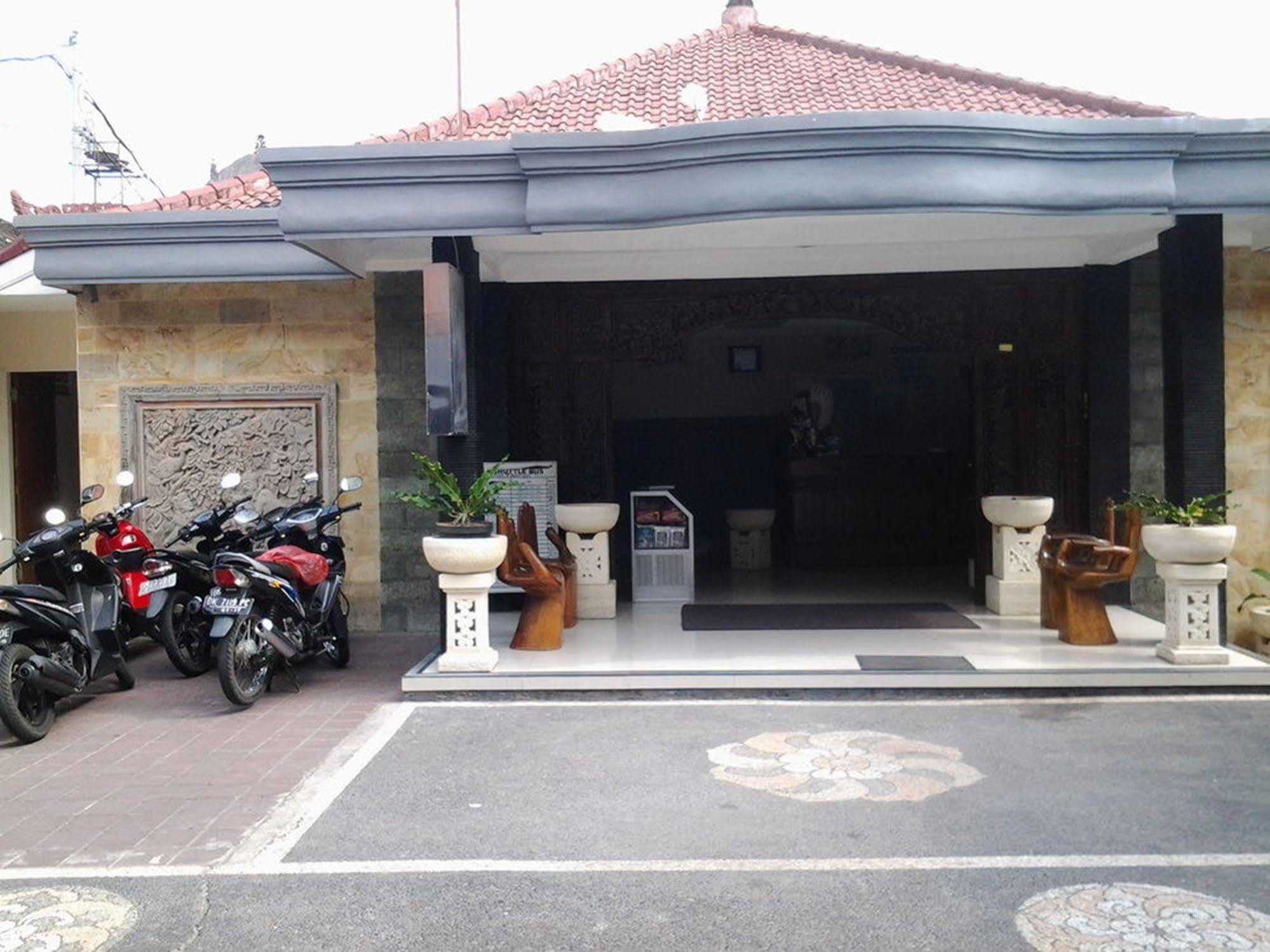 Mahendra Guest house Kuta (Bali)