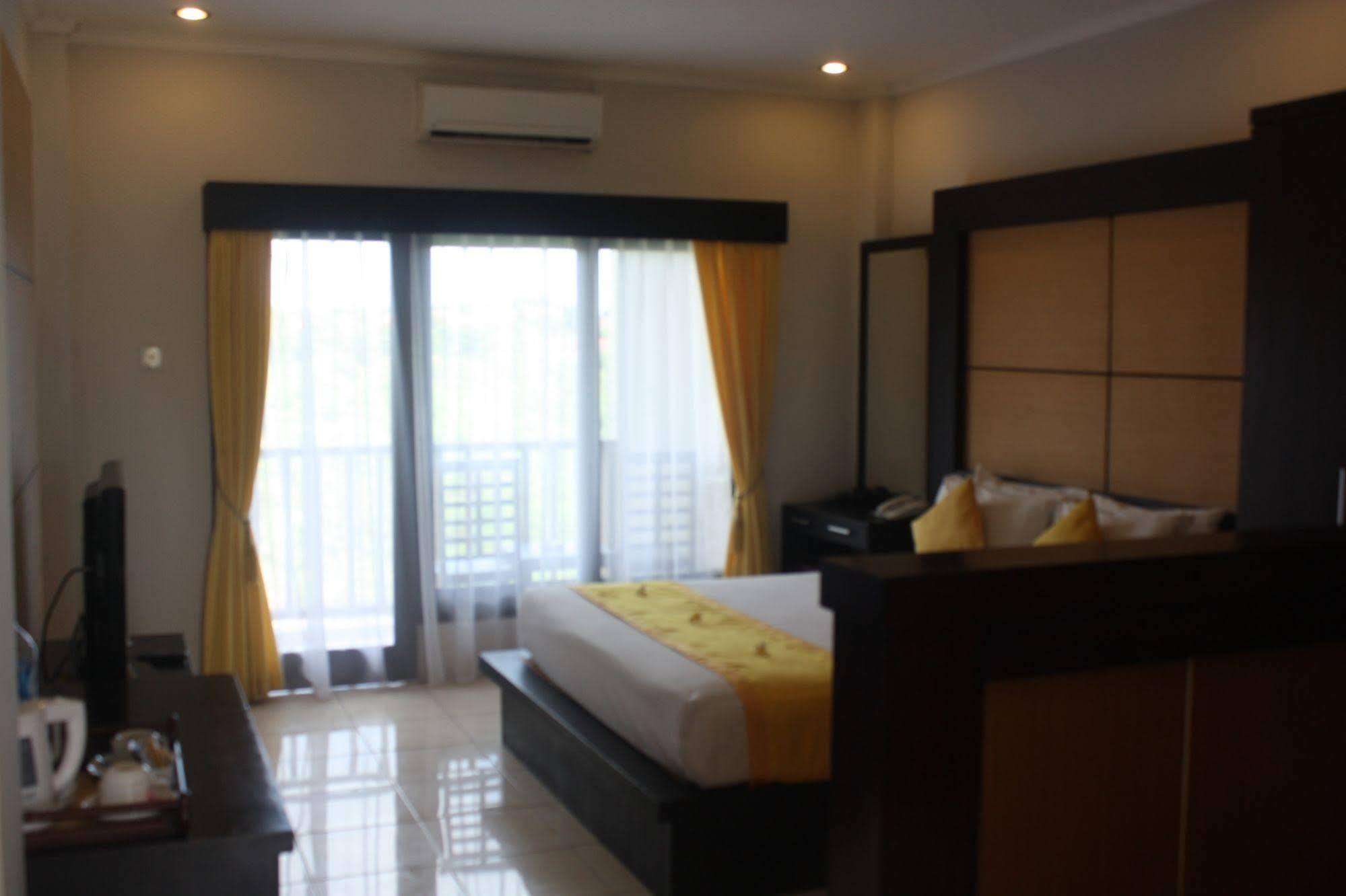 Hotel Mamo Uluwatu 3*