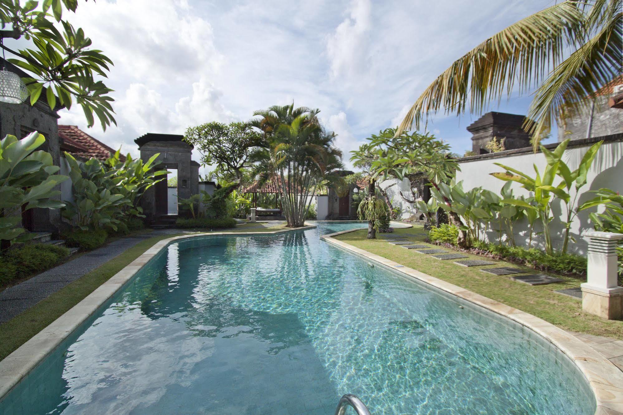 Bali Nyuh Gading * Kerobokan (Bali)