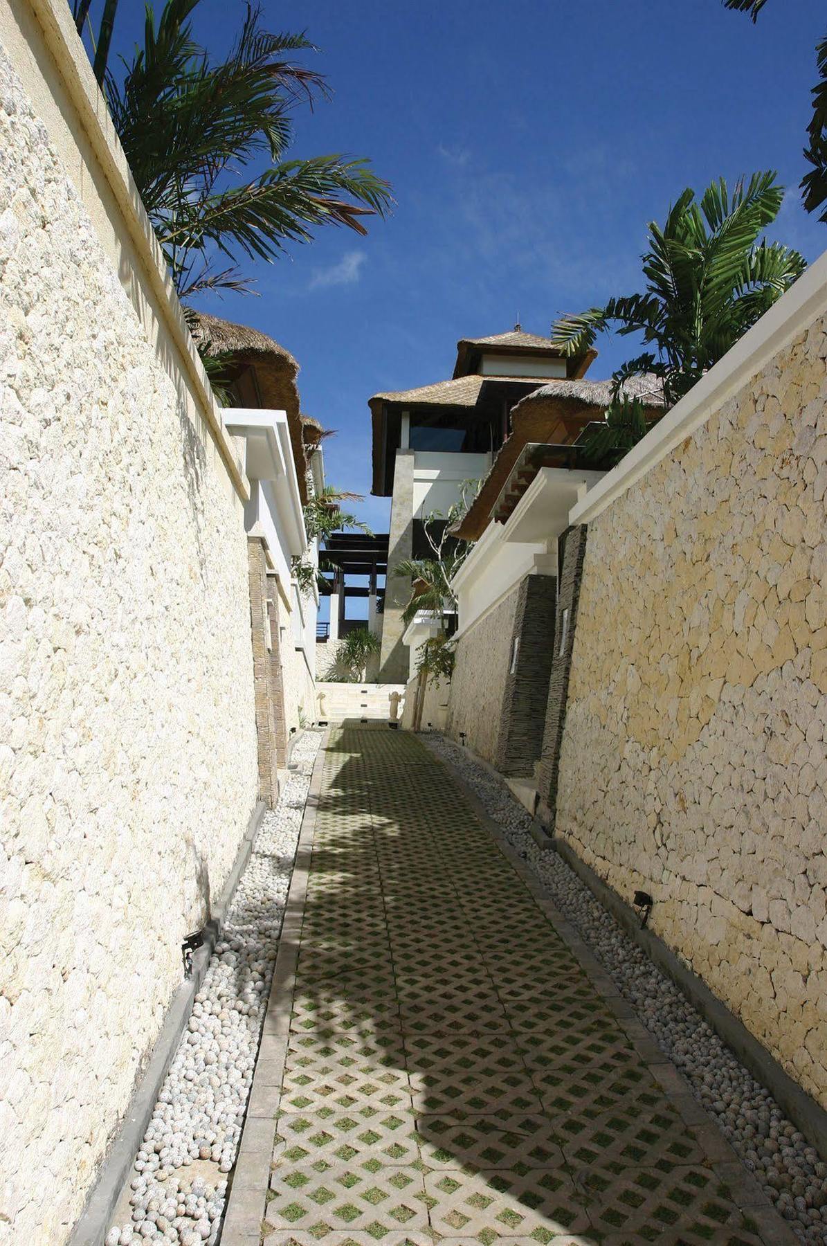 Hillstone Uluwatu 5*