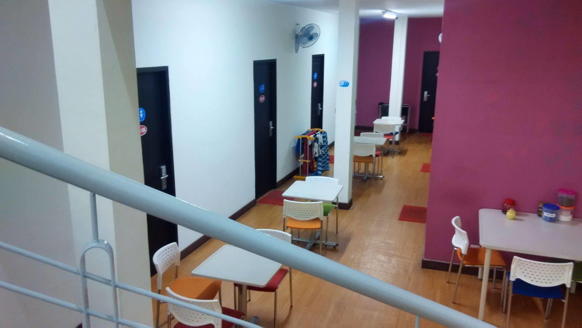 Hostel Cx Kuta Raya Kuta (Bali)