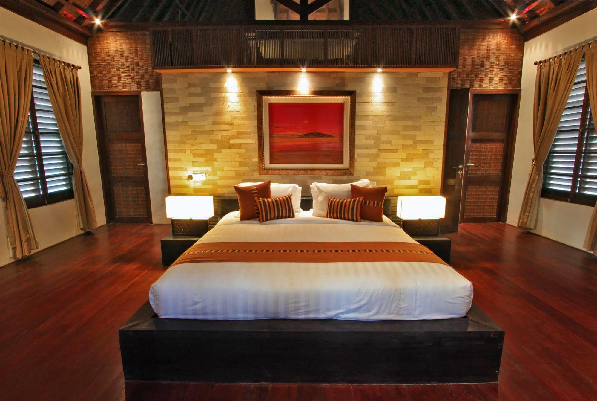 Villa Samudra Luxury Beachfront Ketewel