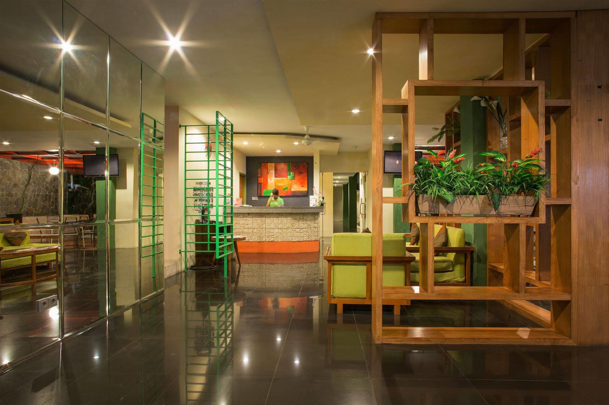 Spazzio Bali 3* Kuta (Bali)
