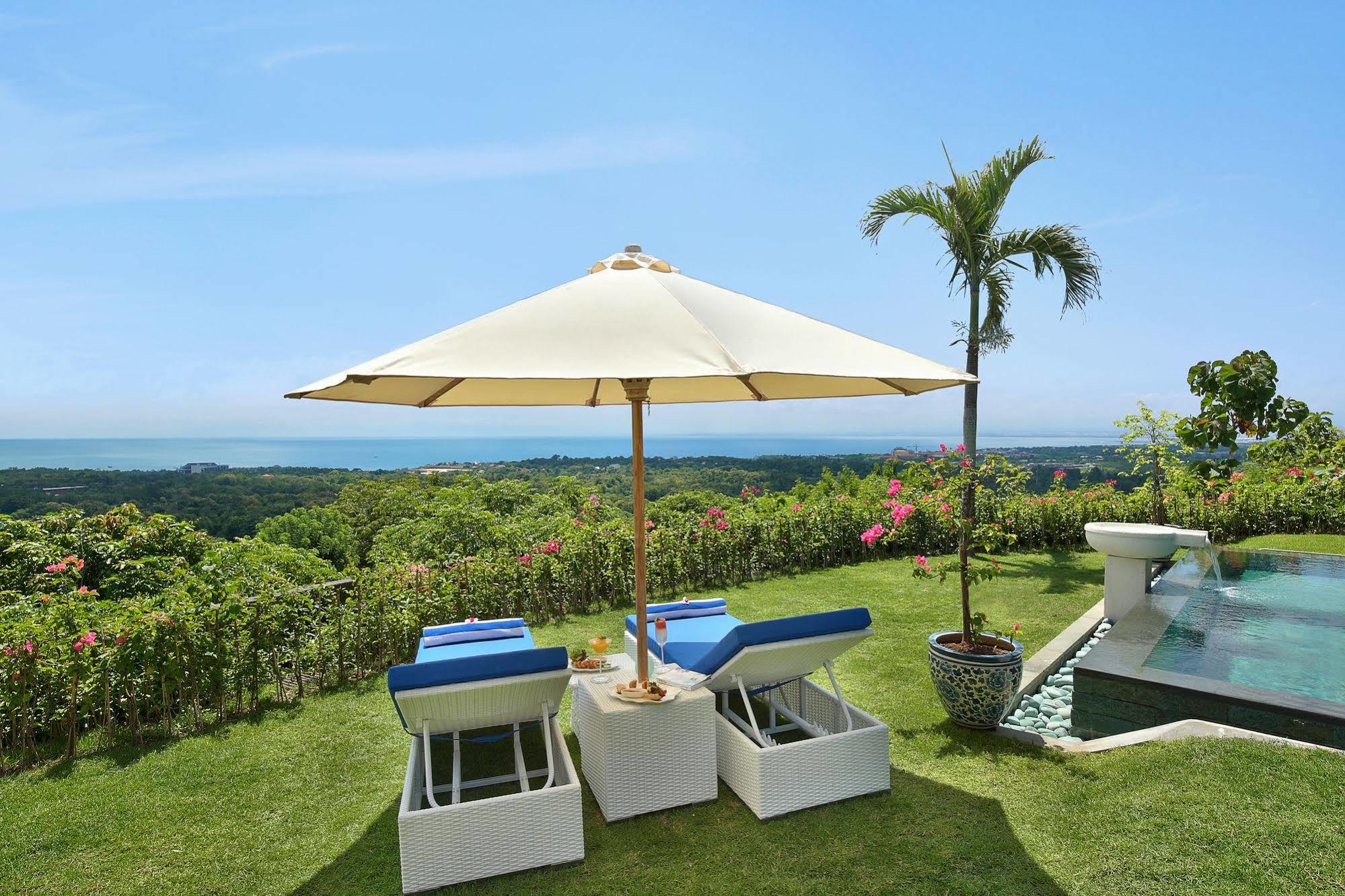 Hidden Hills Villa *