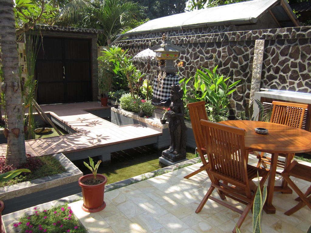Oasis Guest house 3*