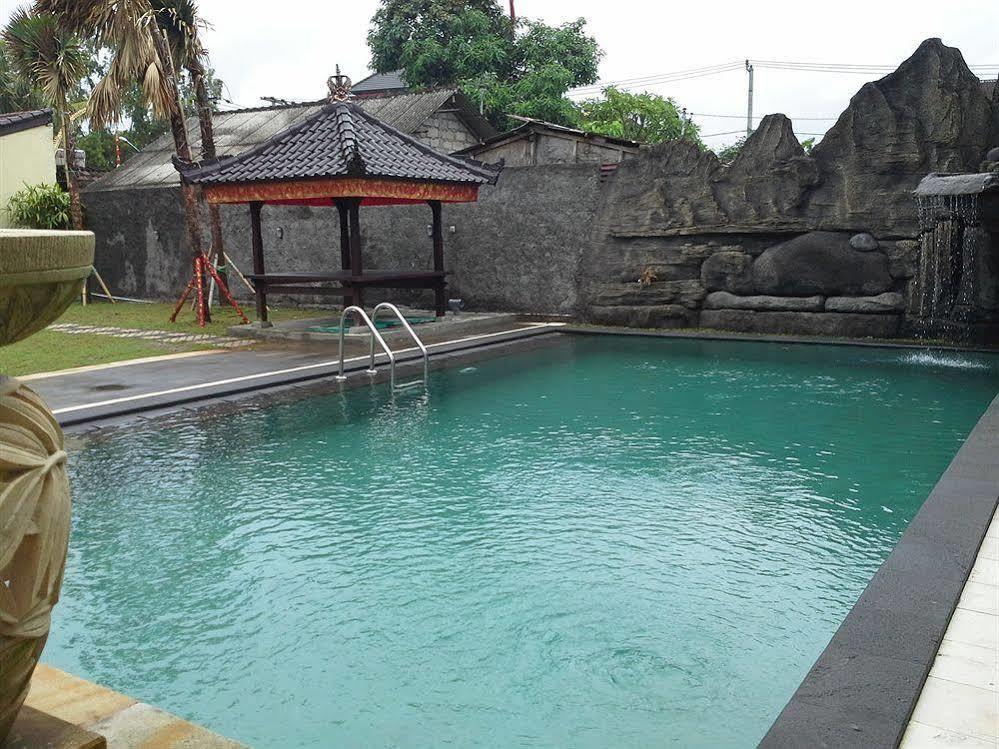 Lestari & - Jimbaran (Bali)