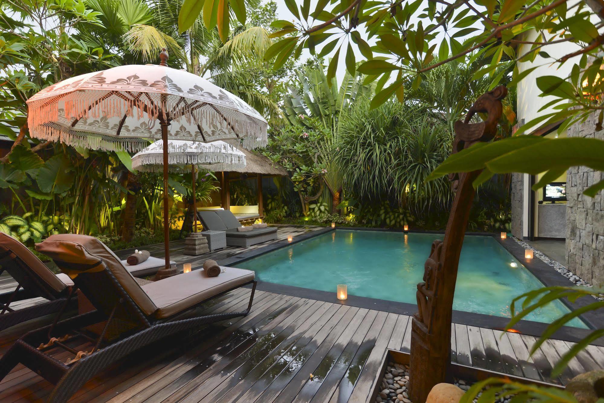 Elok * Seminyak (Bali)