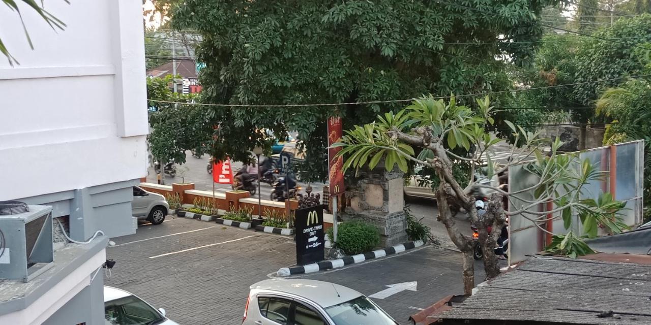 Hari Sanur (Bali)