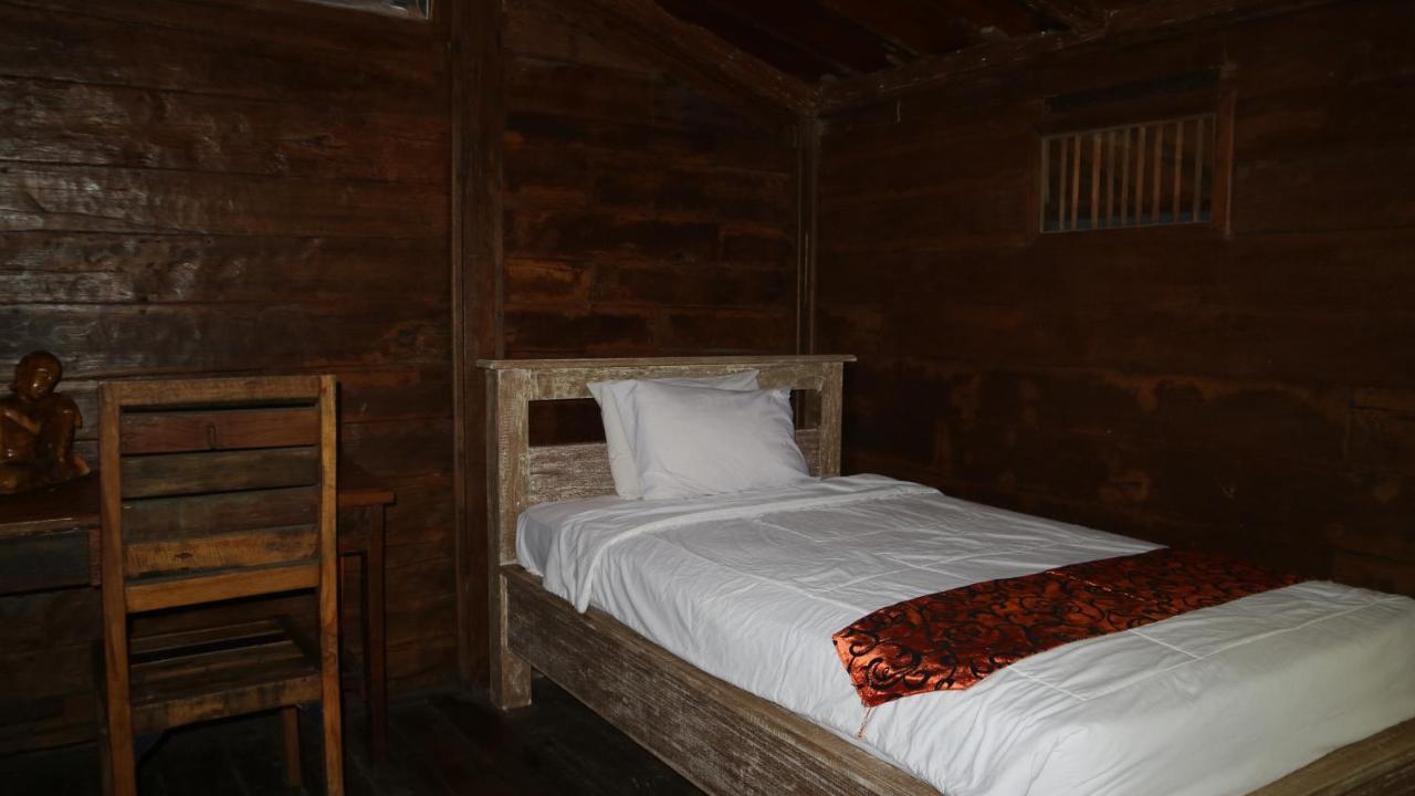 Premier Surf Camp Canggu (Bali)