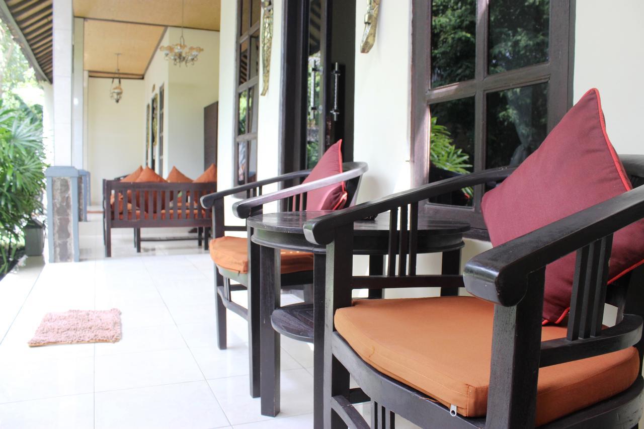 Giri Sari Bali