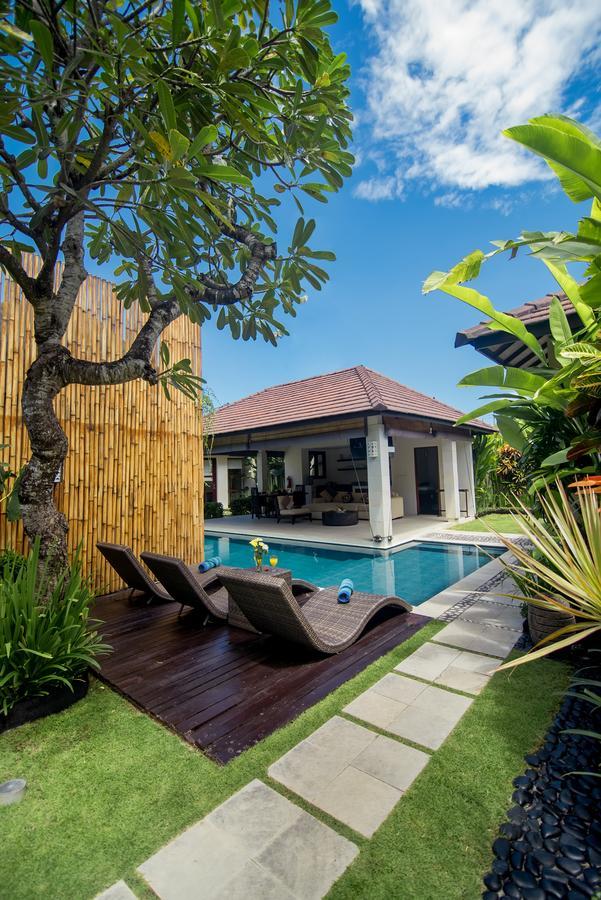 Villa Arama Riverside