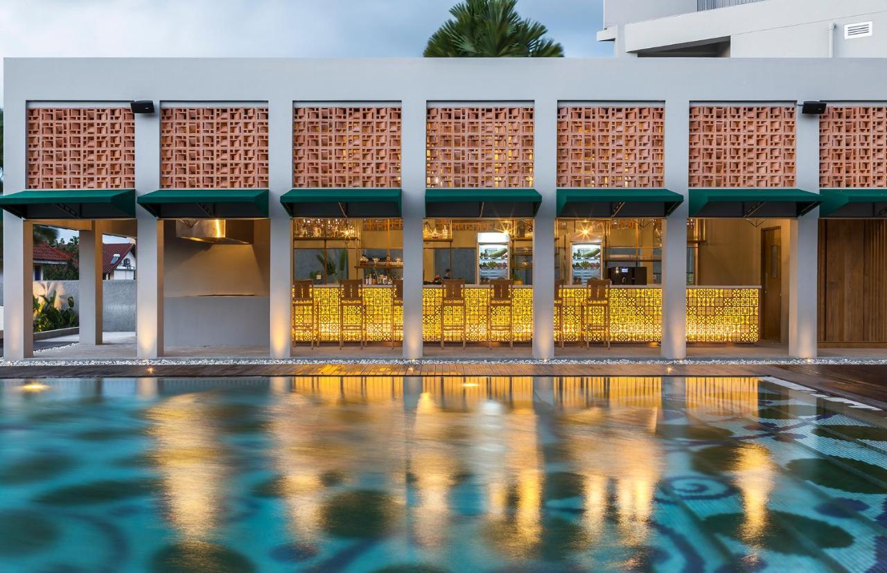 Eastin Ashta Hotel