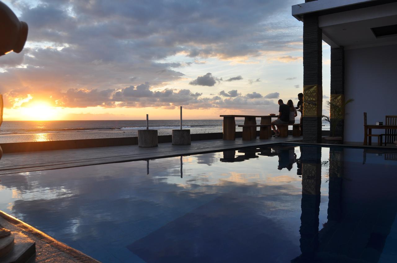 Pradana Beach Luxury 4*