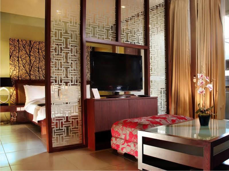 Hotel 100 Sunset Boutique Kuta (Bali)