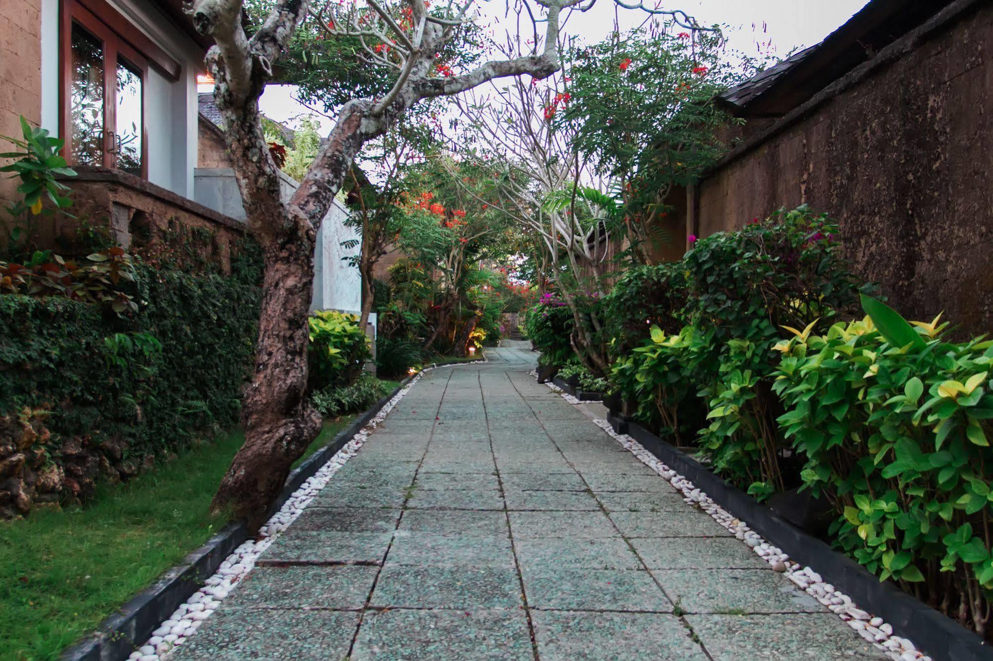 Sekar Nusa 4* Kuta Selatan