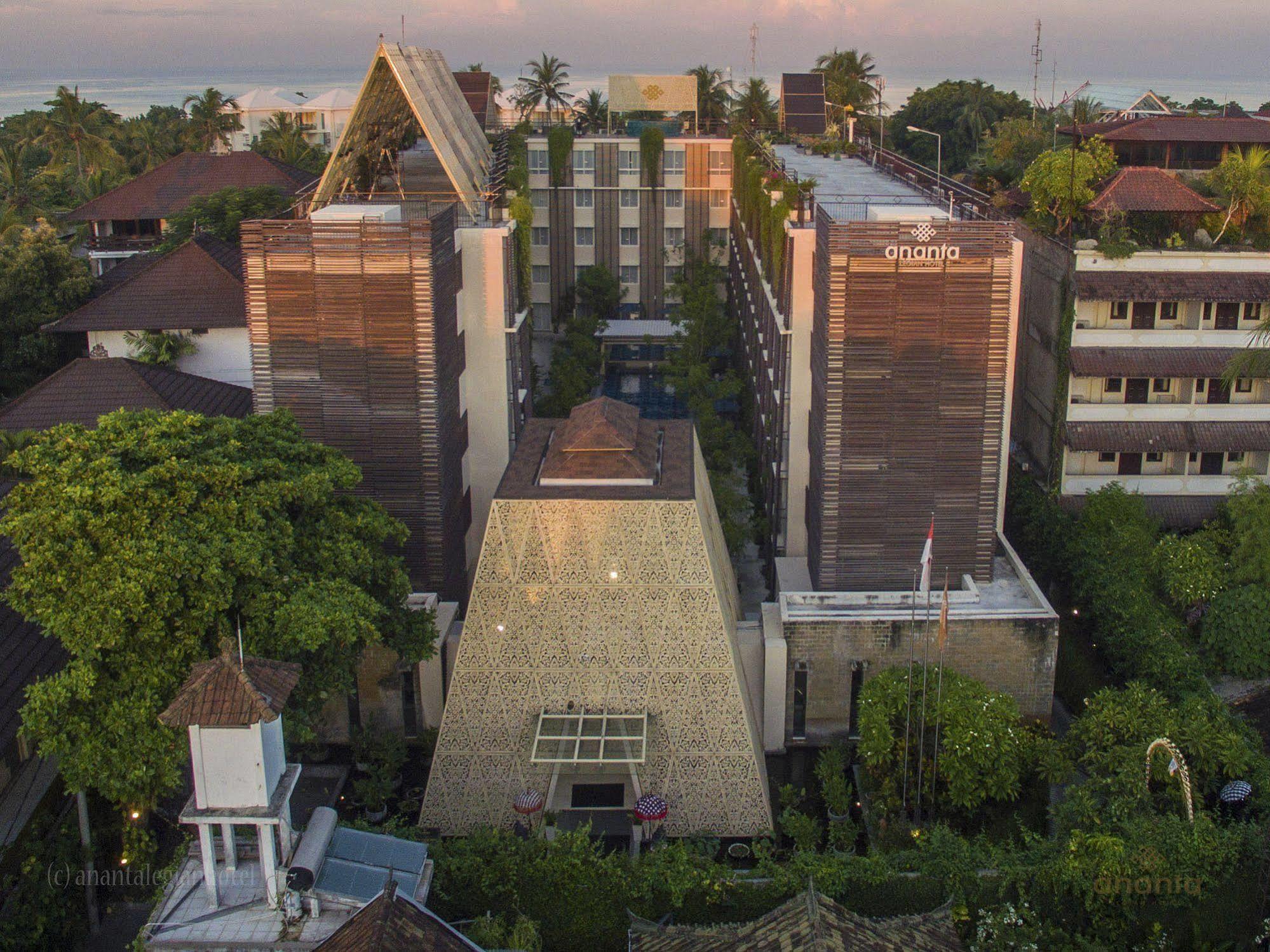 Hotel Ananta 4*