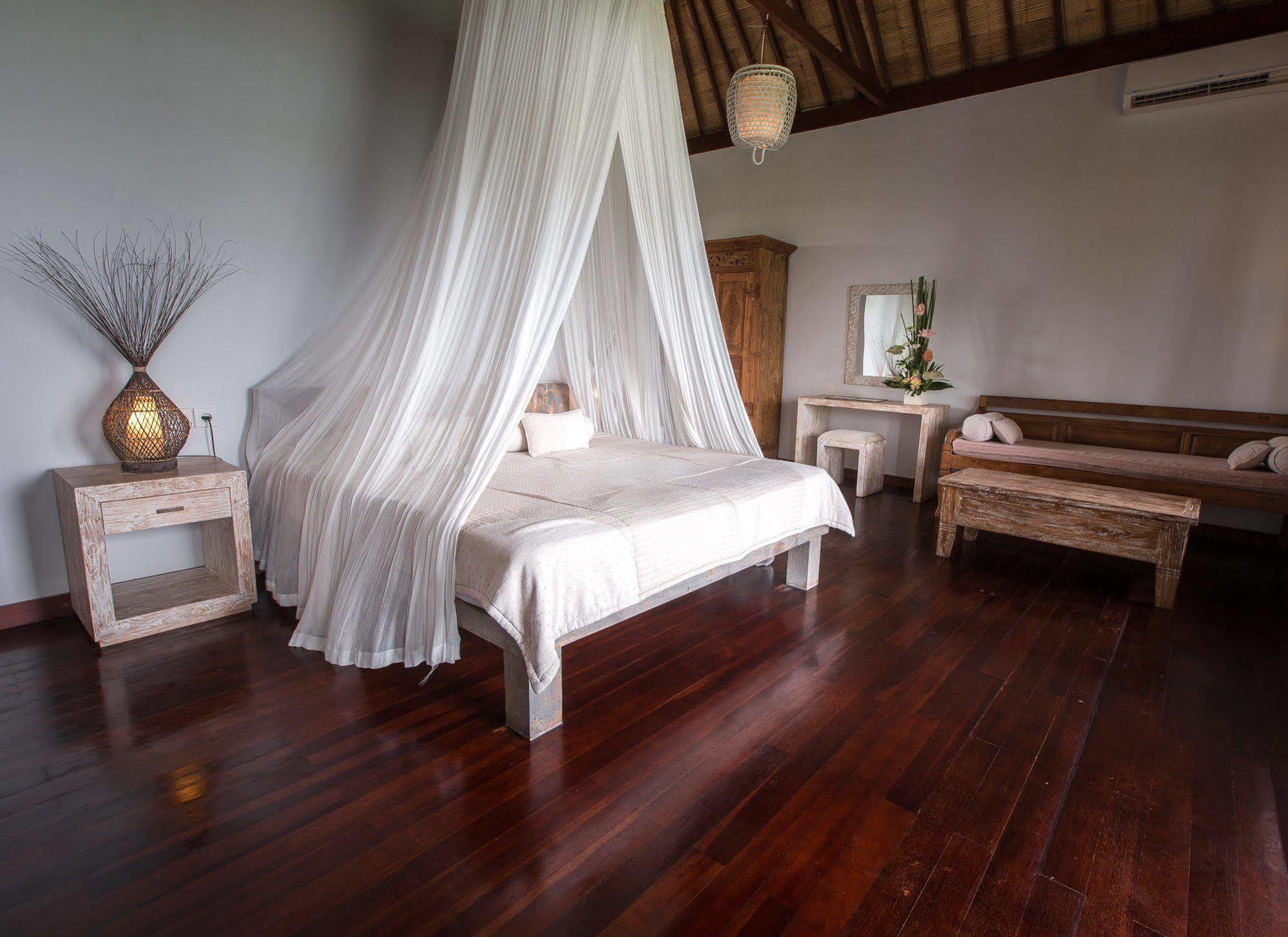 Ecosfera Hotel, Yoga & 3* Canggu (Bali)