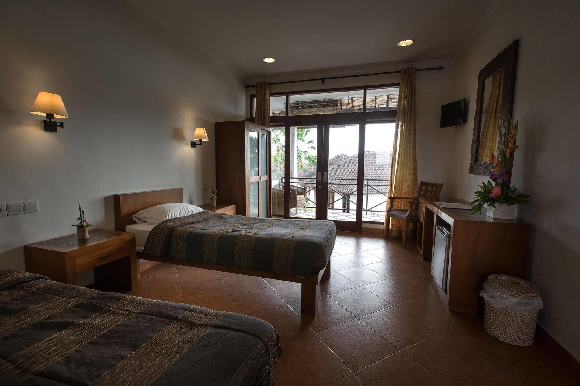 Ecosfera Hotel, Yoga & Hotel 3*