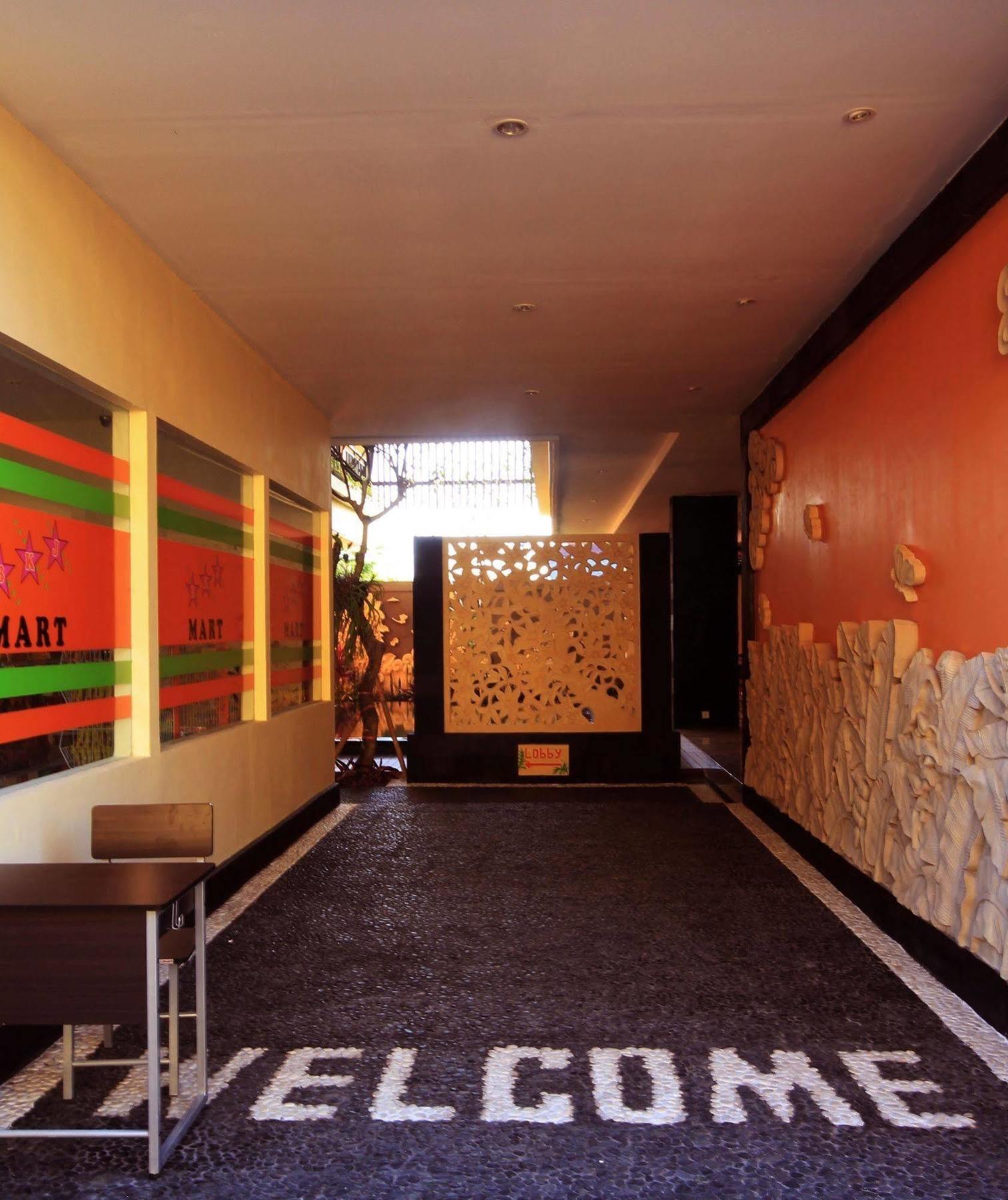 The Agung Hotel 2*