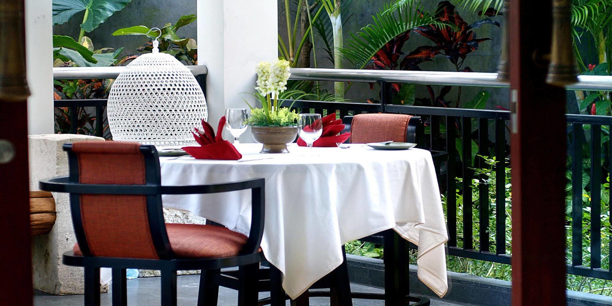 Resort Royal Kamuela & At Monkey Forest (adults Only)