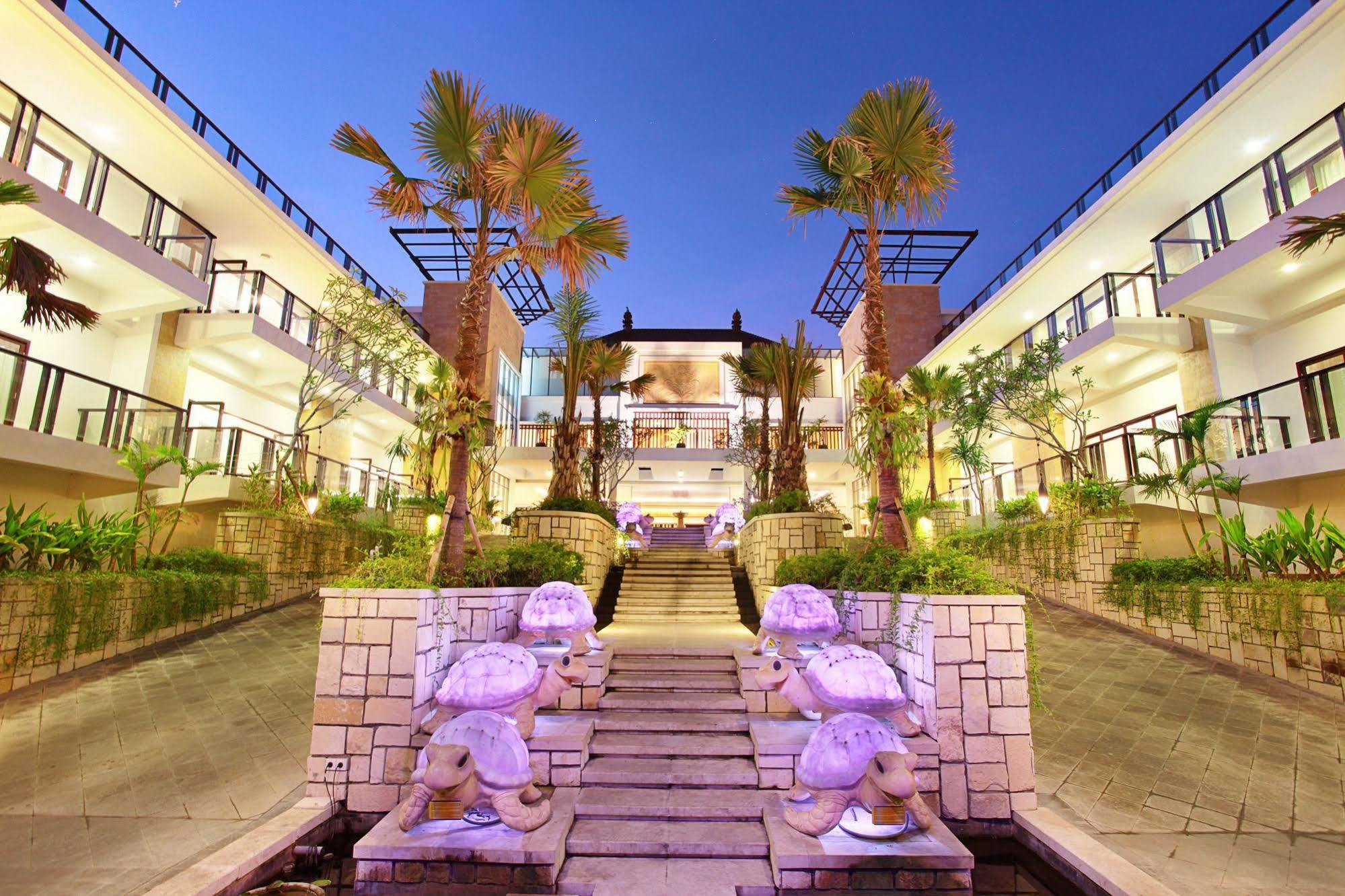 Resor Grand Inna Kuta 4*