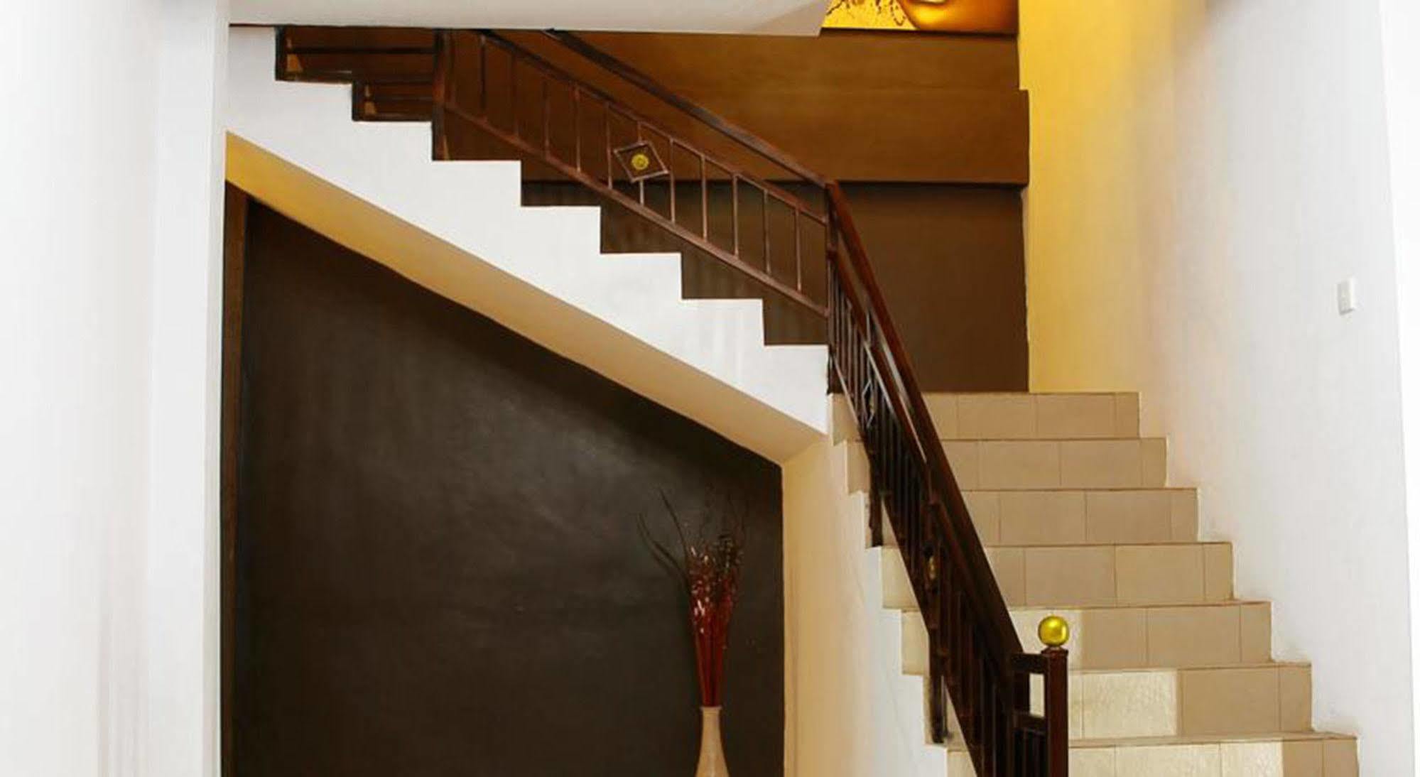 U House Seminyak 3*