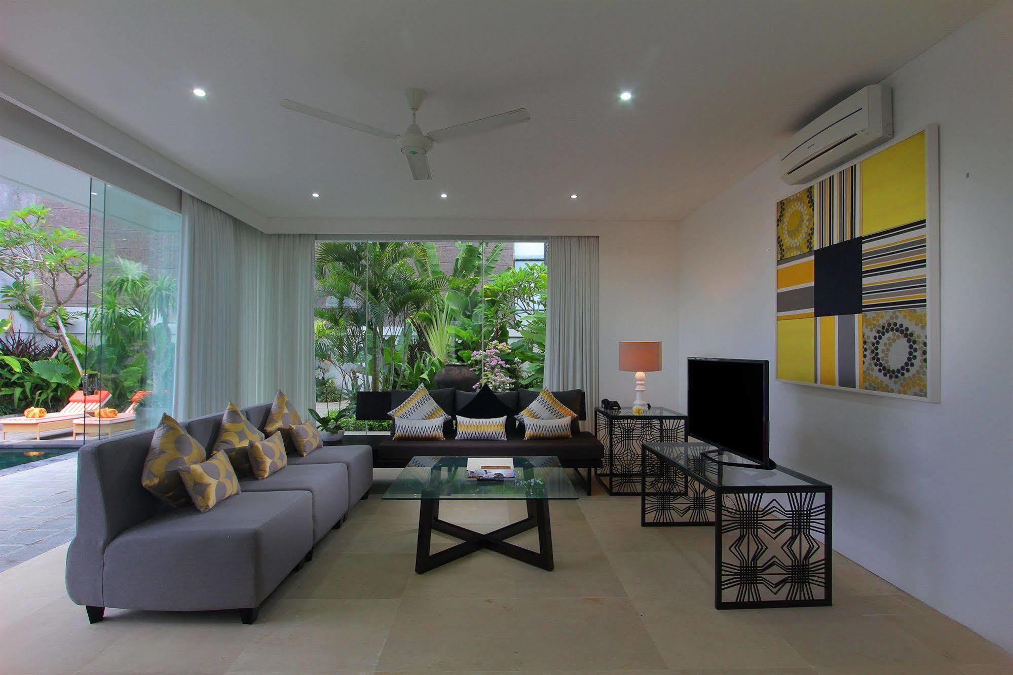 The Kirana Hotel 4*