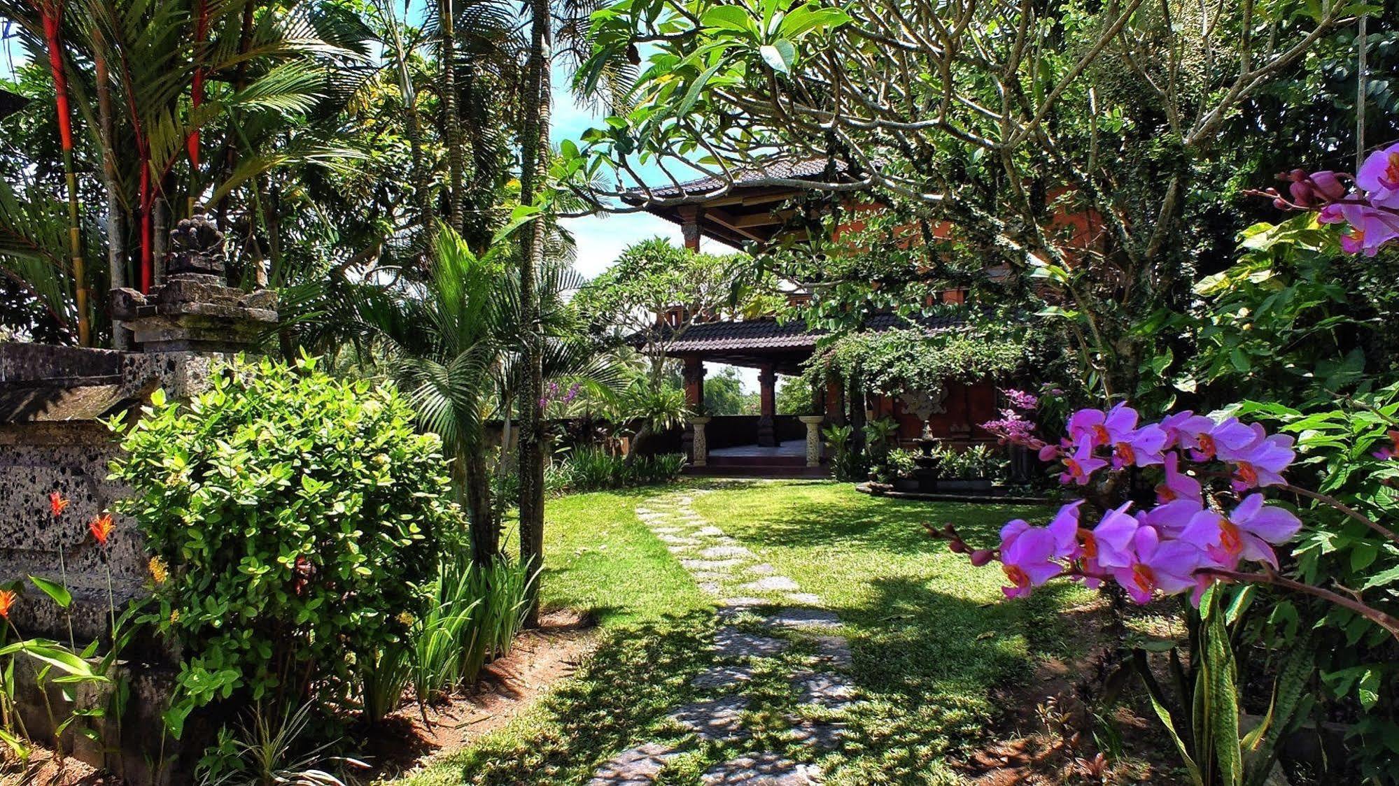 Mandala Desa 4* Sukawati (Bali)
