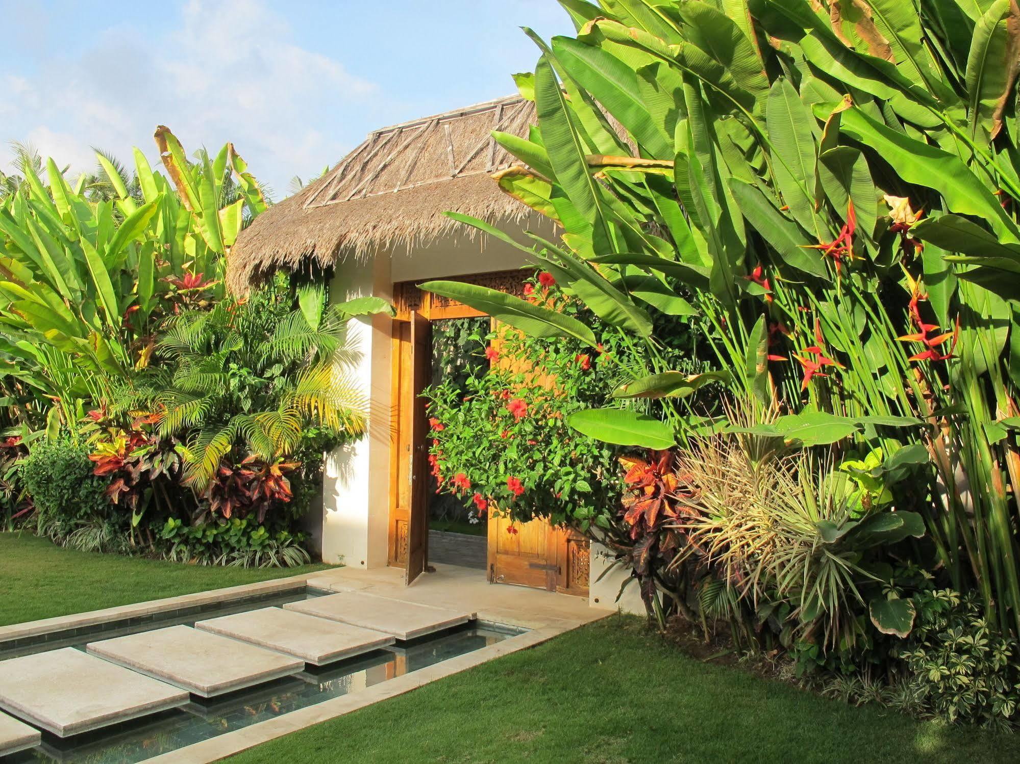 Nyaman Villa Seminyak (Bali)