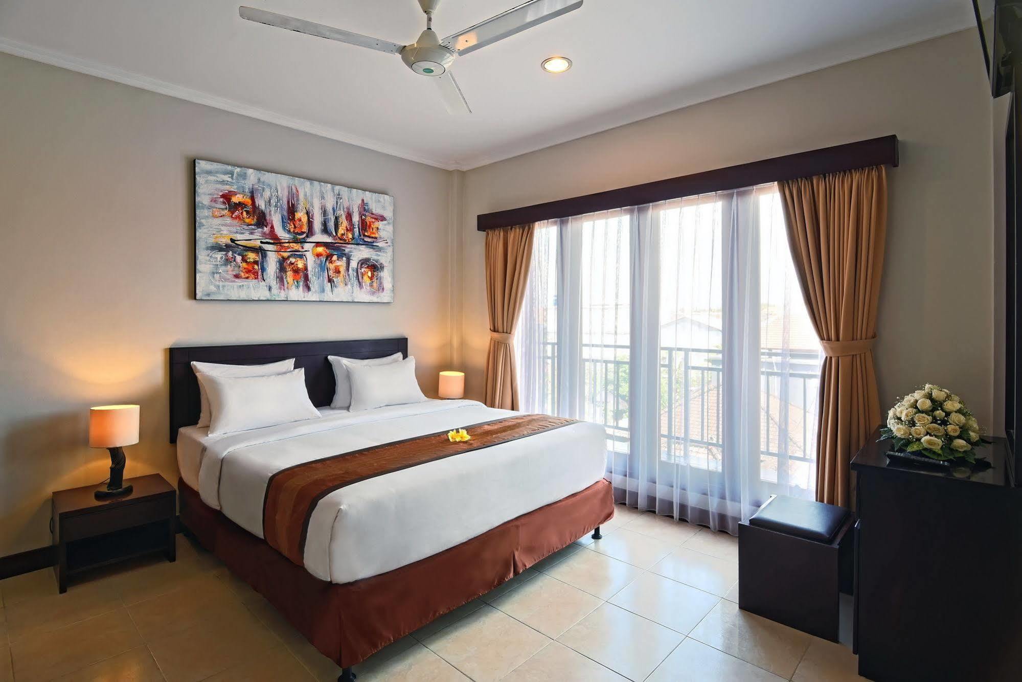 Kuta Town House Aparthotel