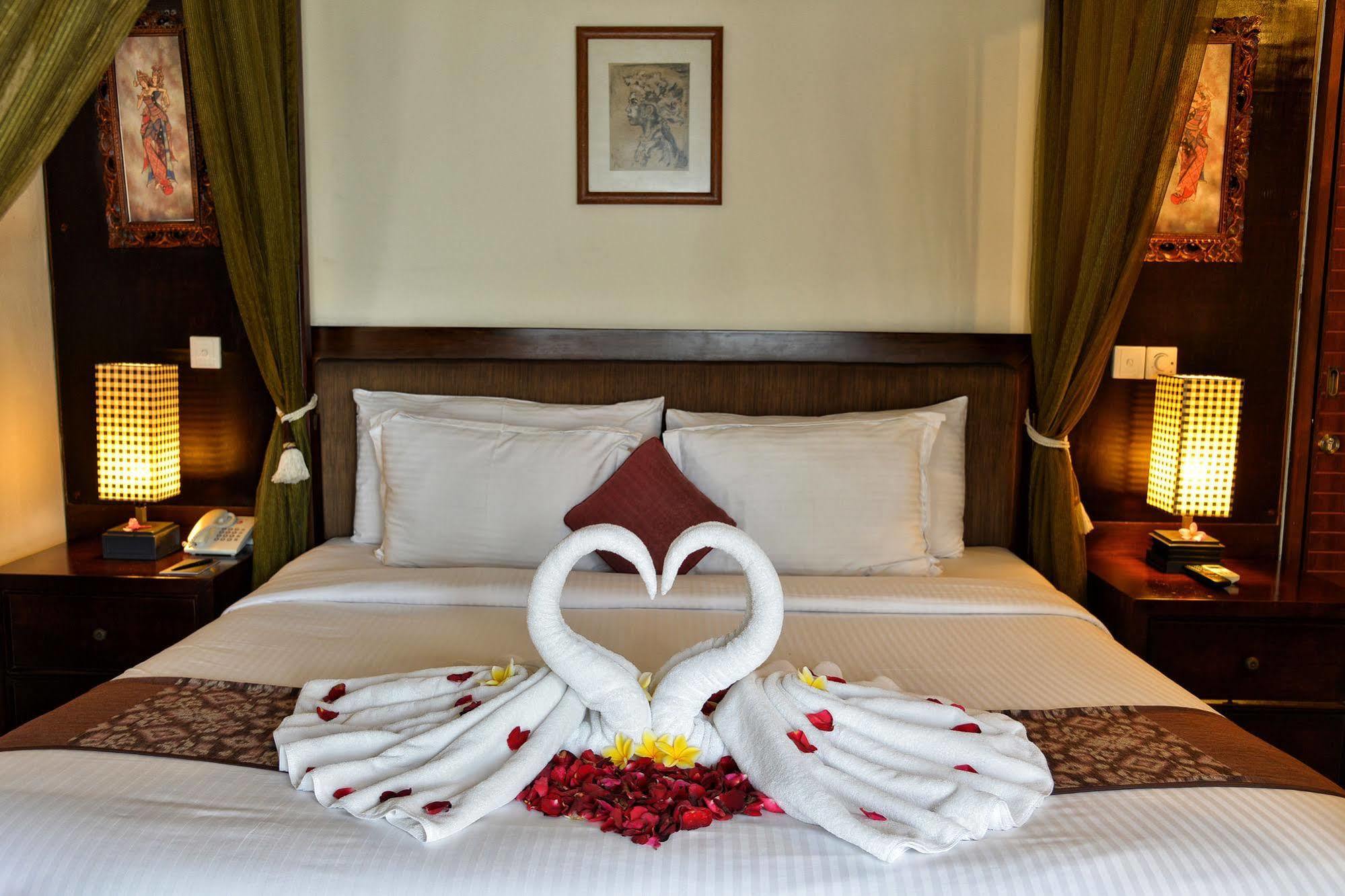 The Khayangan Dreams Villa, Villa *