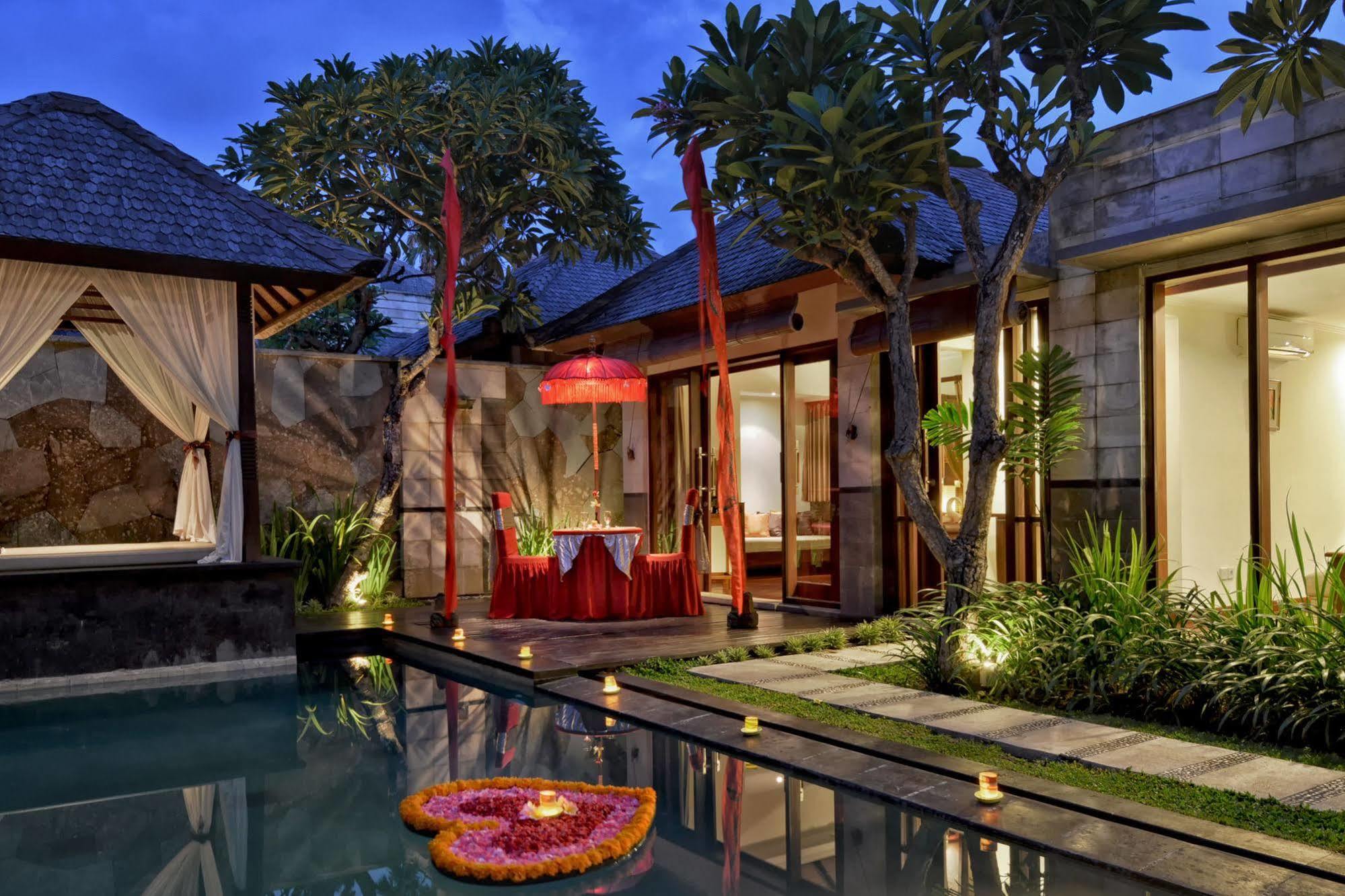 The Khayangan Dreams Villa, Villa *