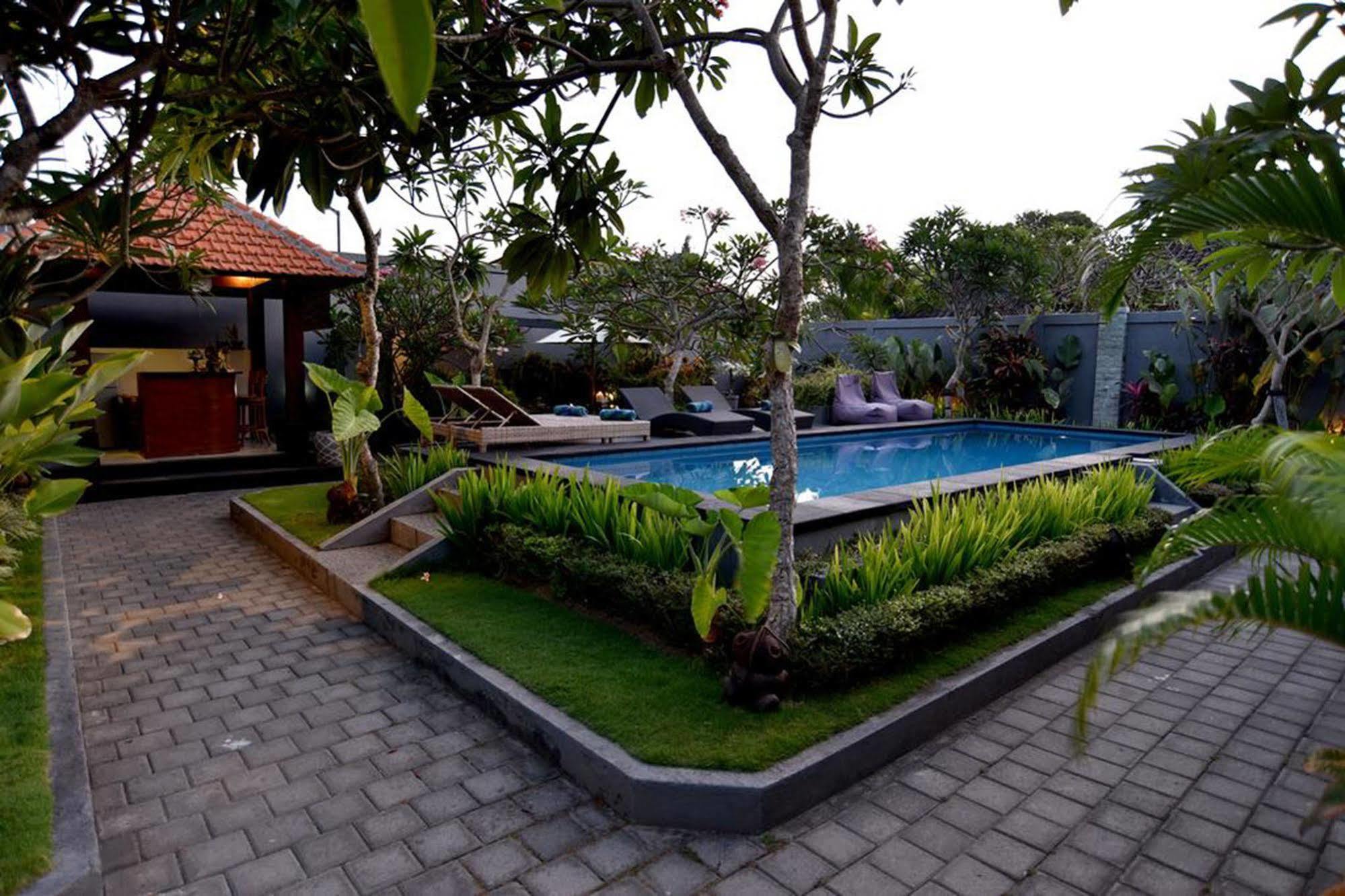 La House