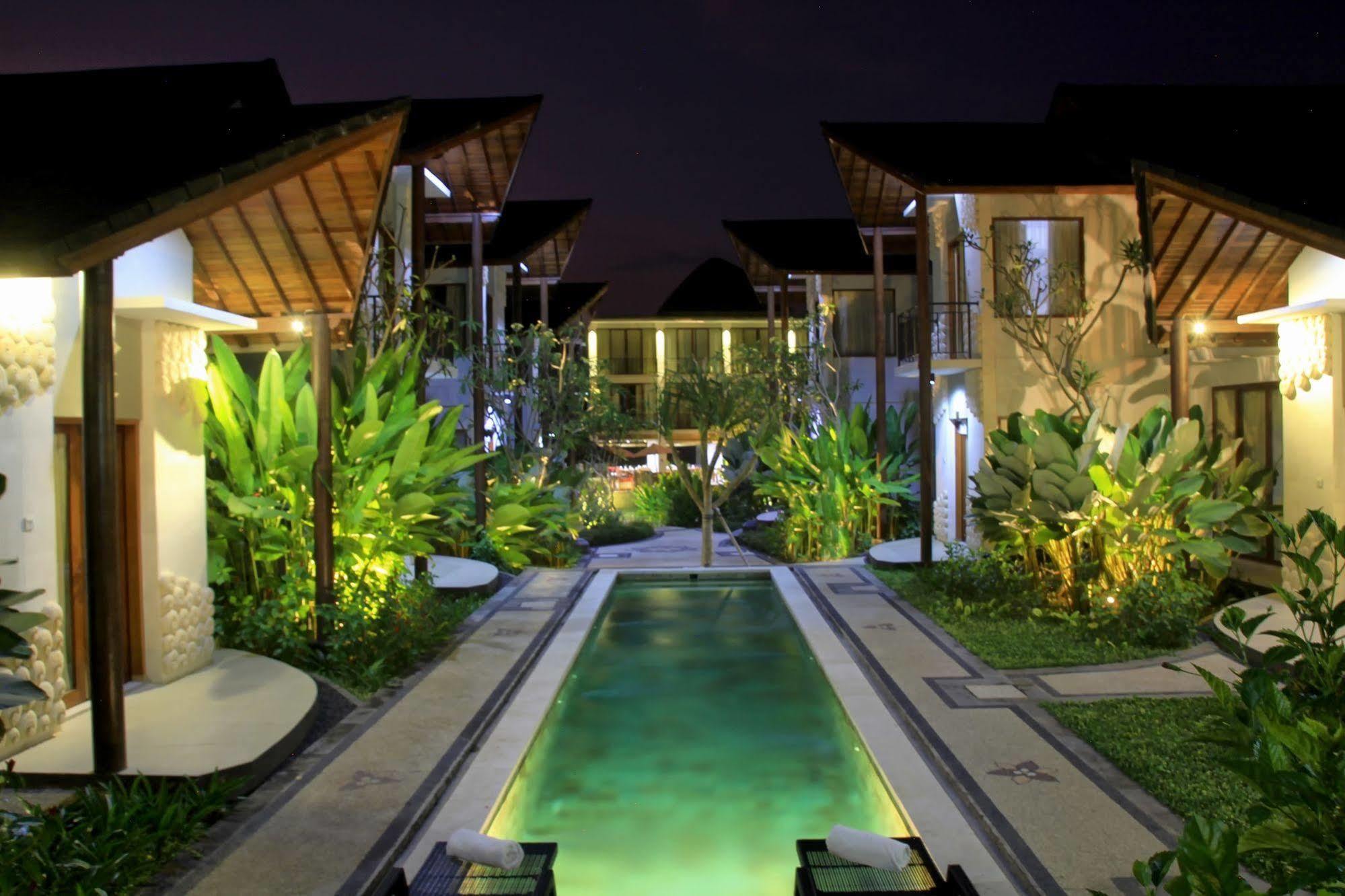 Hotel Bakung And 3*