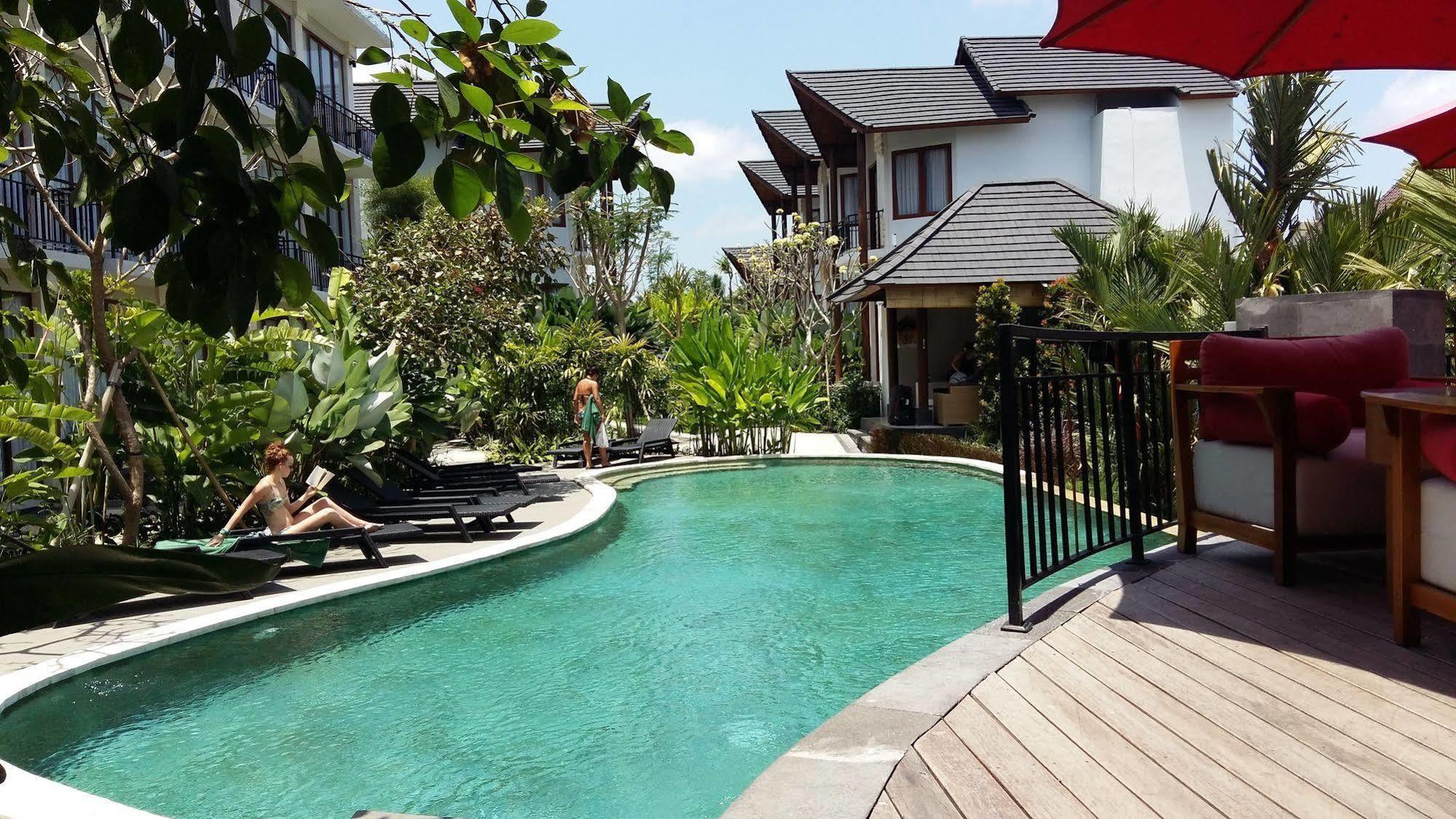 Hotel Bakung And 3*