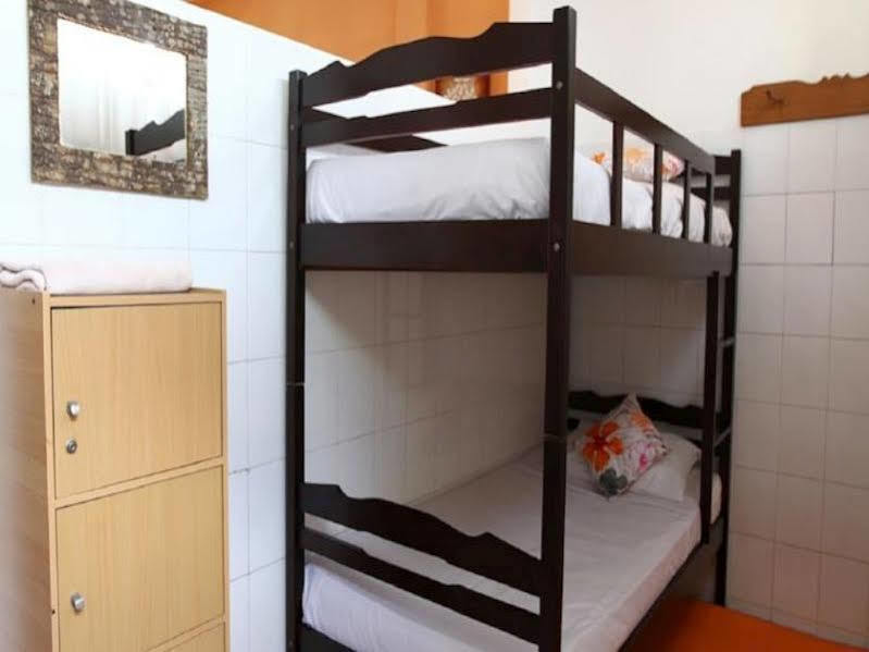 Agung Guest house 3*