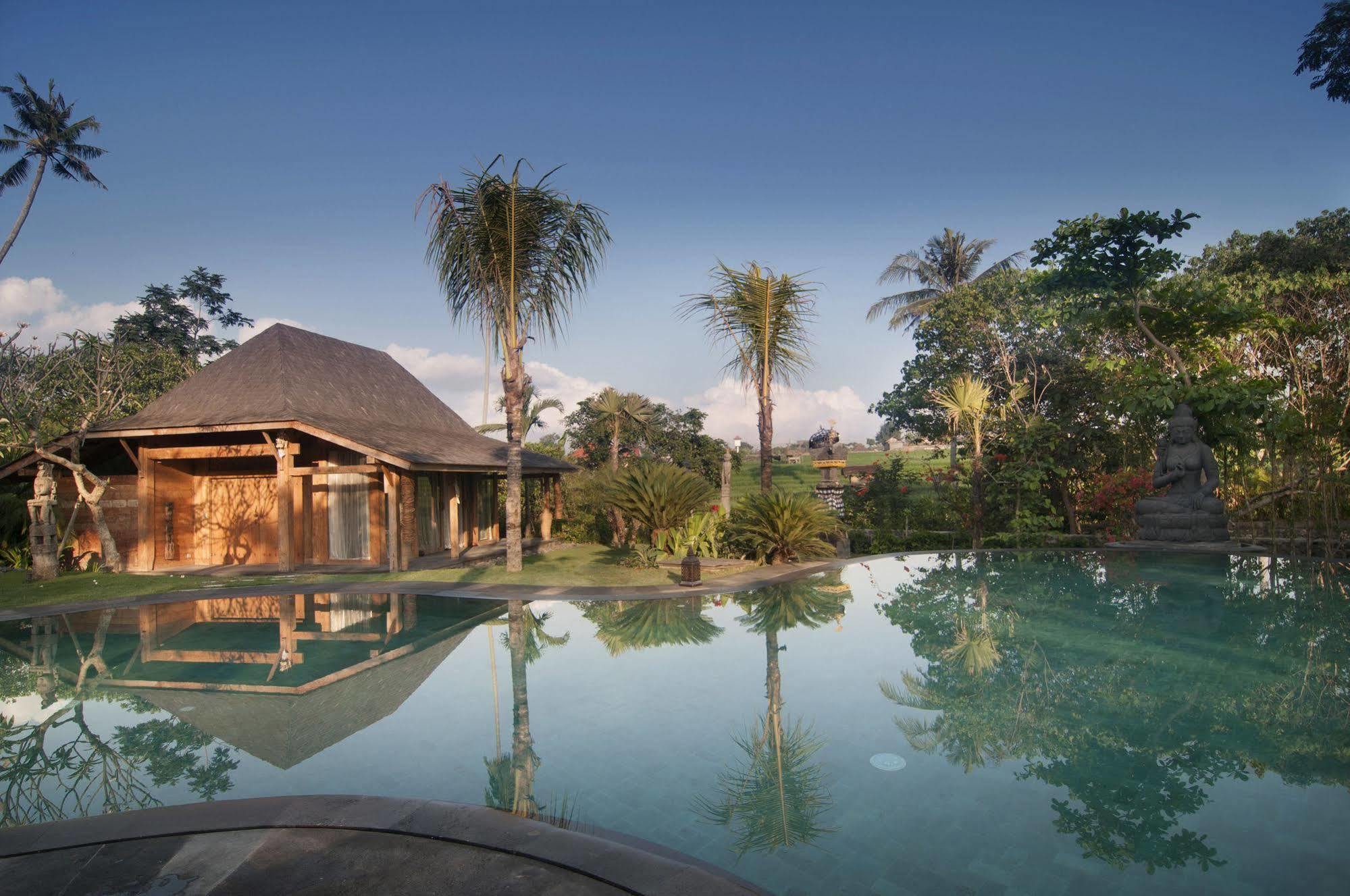 Blue Karma Village Resor Dalung (Bali)