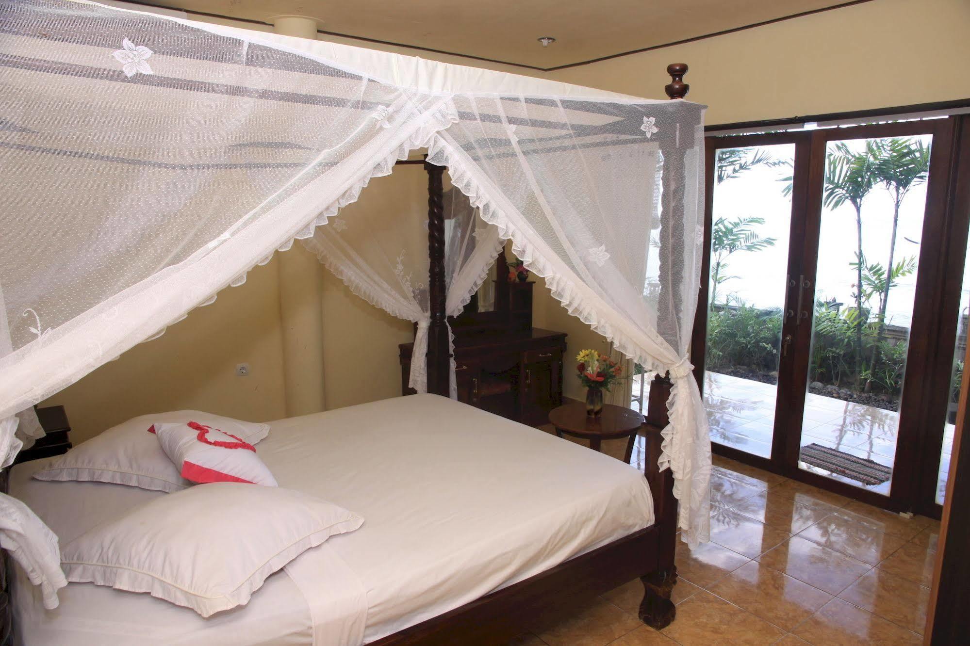 Rising Star Amed (Bali)