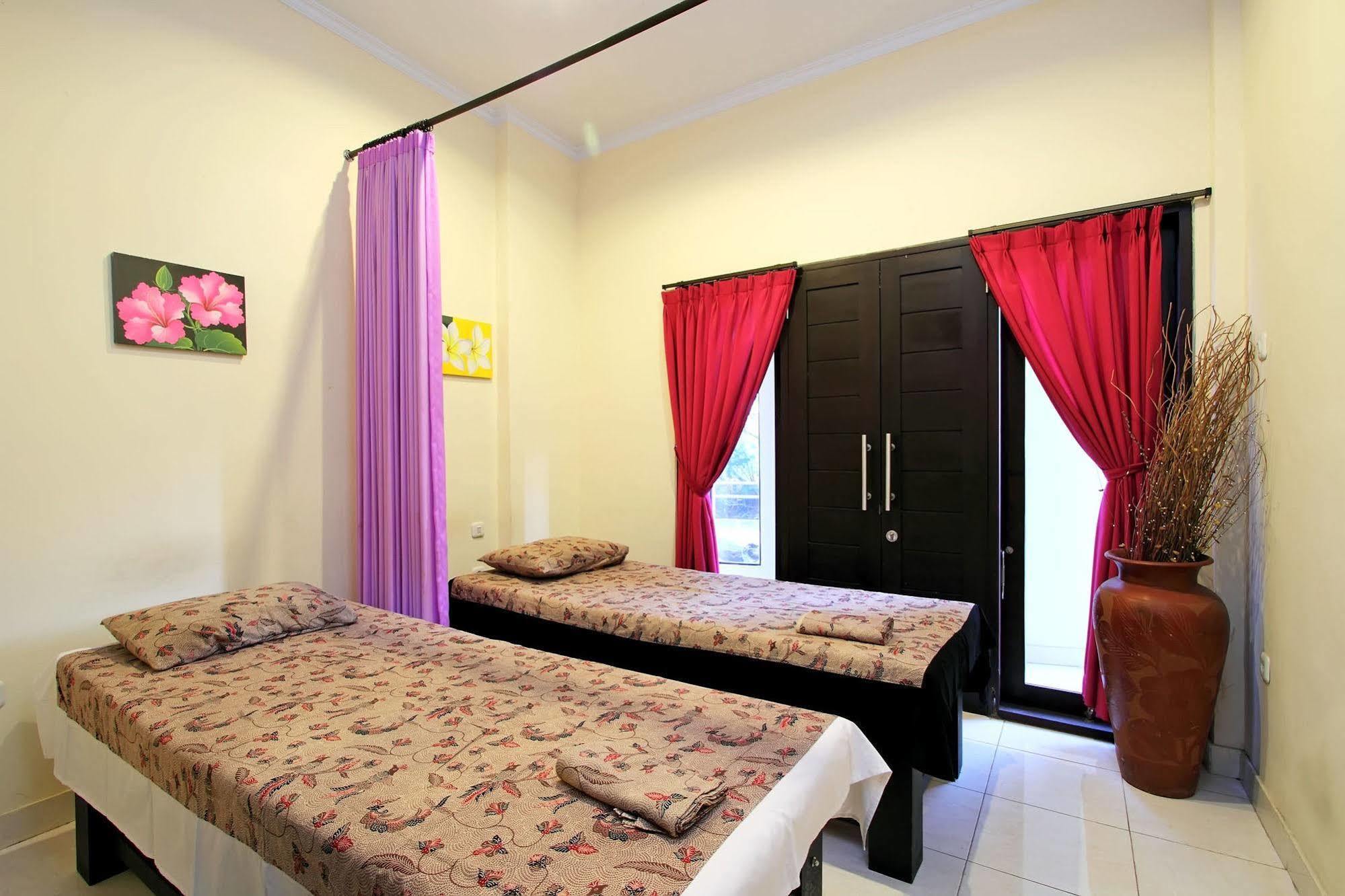 Ramantika Bali House Guest house *