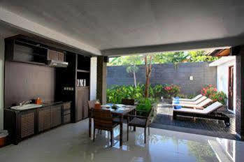 Villa Gino Feruci By Kagum Lovina (Bali)