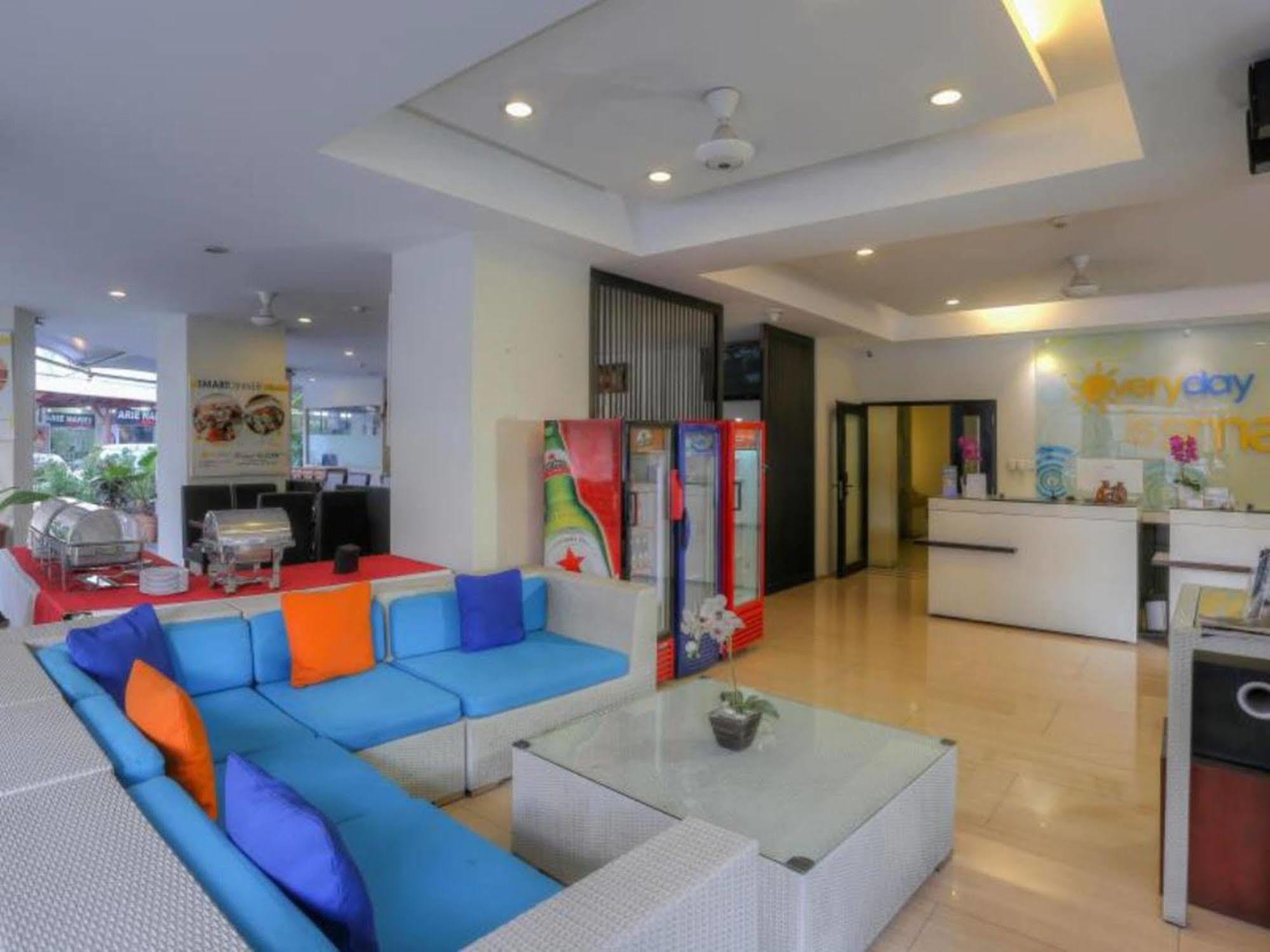 Hotel Everyday Kuta 3*