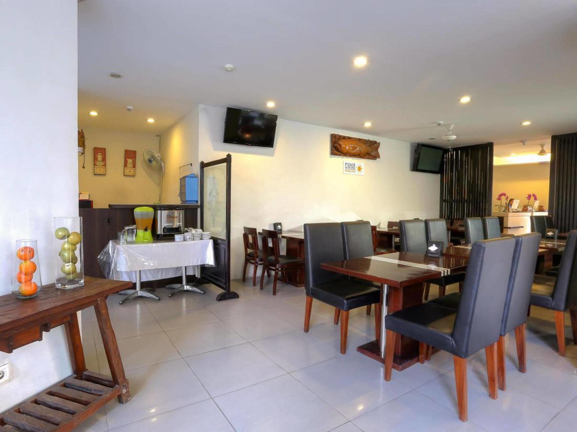 Hotel Everyday Kuta 3*
